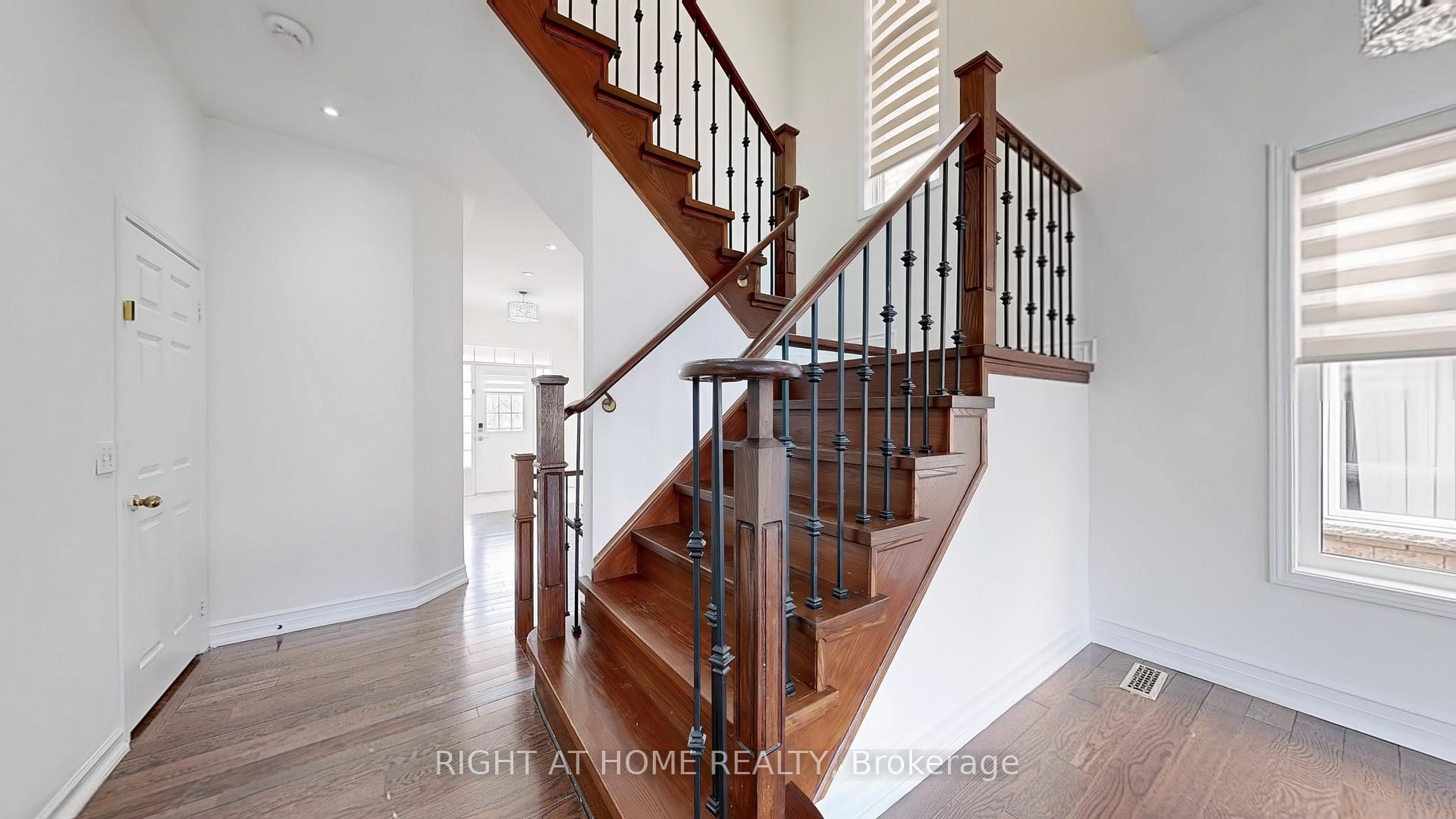 Photo 15 of 16 Wingrove Street, Markham, Wismer — HOMEH