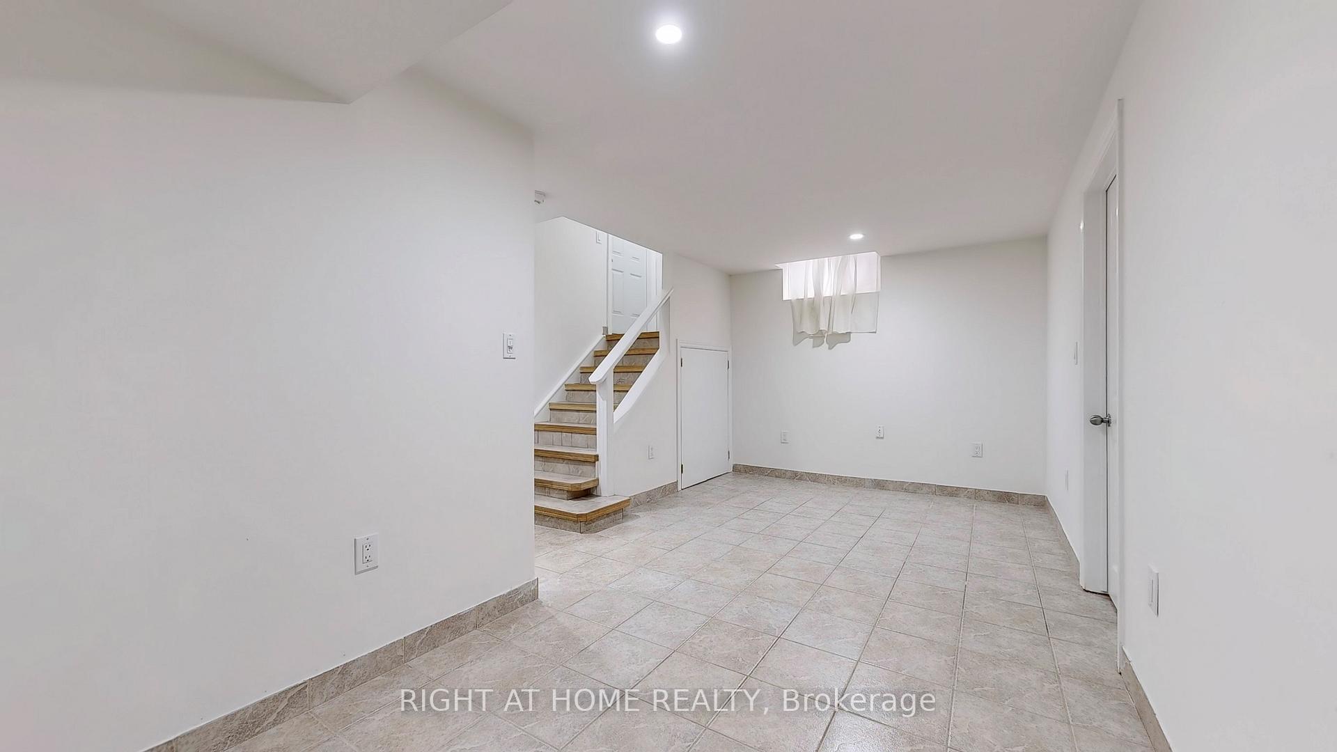 Photo 31 of 16 Wingrove Street, Markham, Wismer — HOMEH