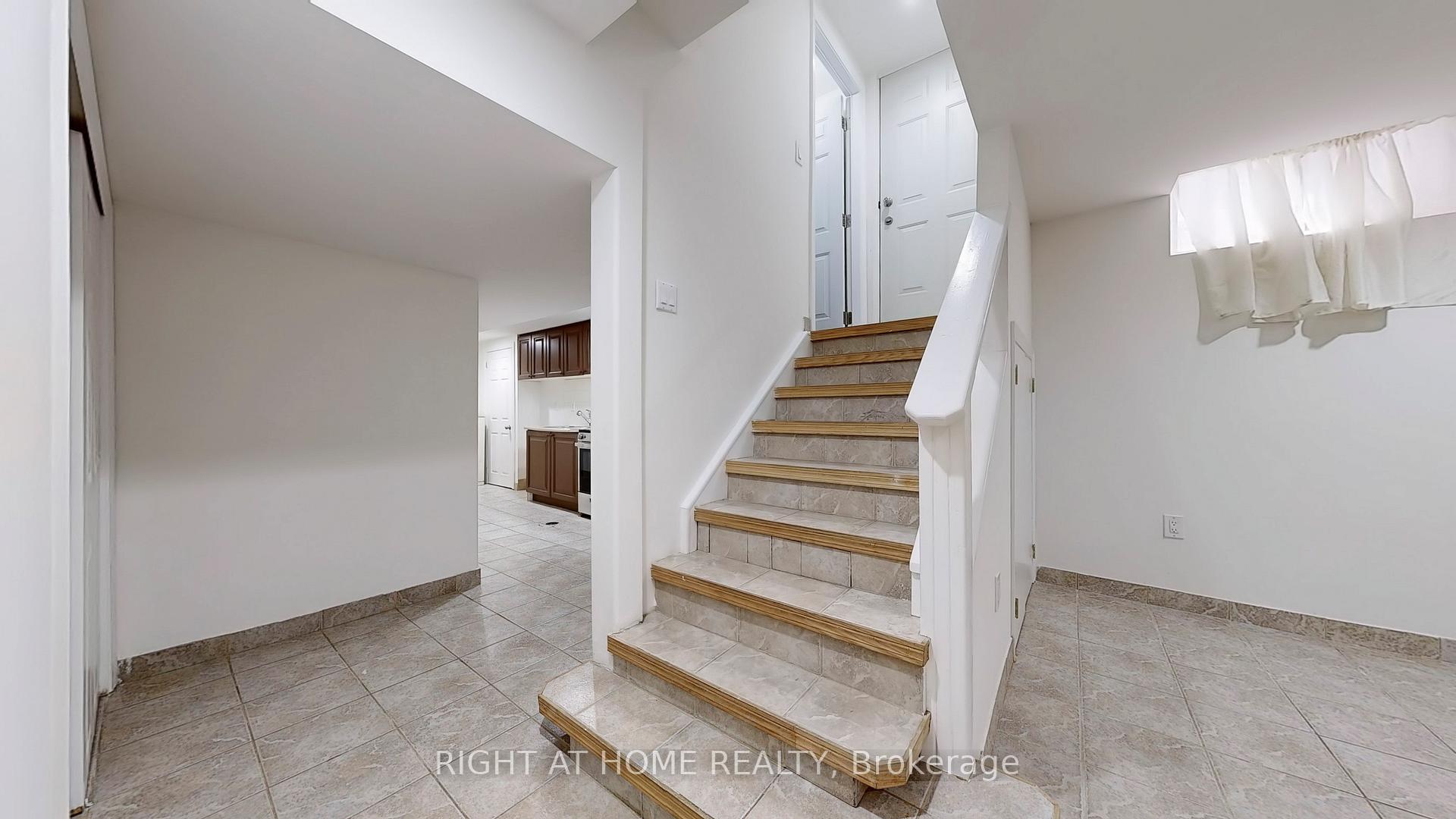 Photo 32 of 16 Wingrove Street, Markham, Wismer — HOMEH