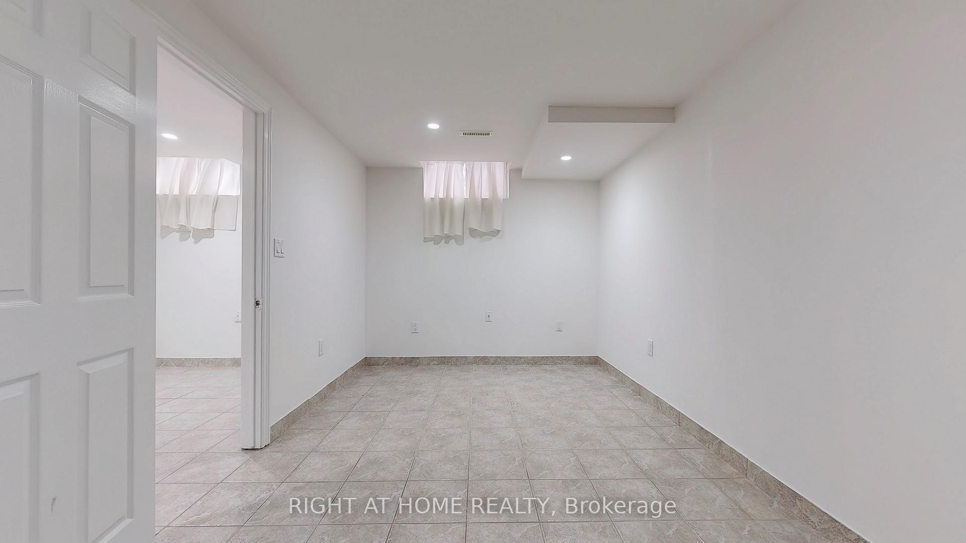 Photo 34 of 16 Wingrove Street, Markham, Wismer — HOMEH