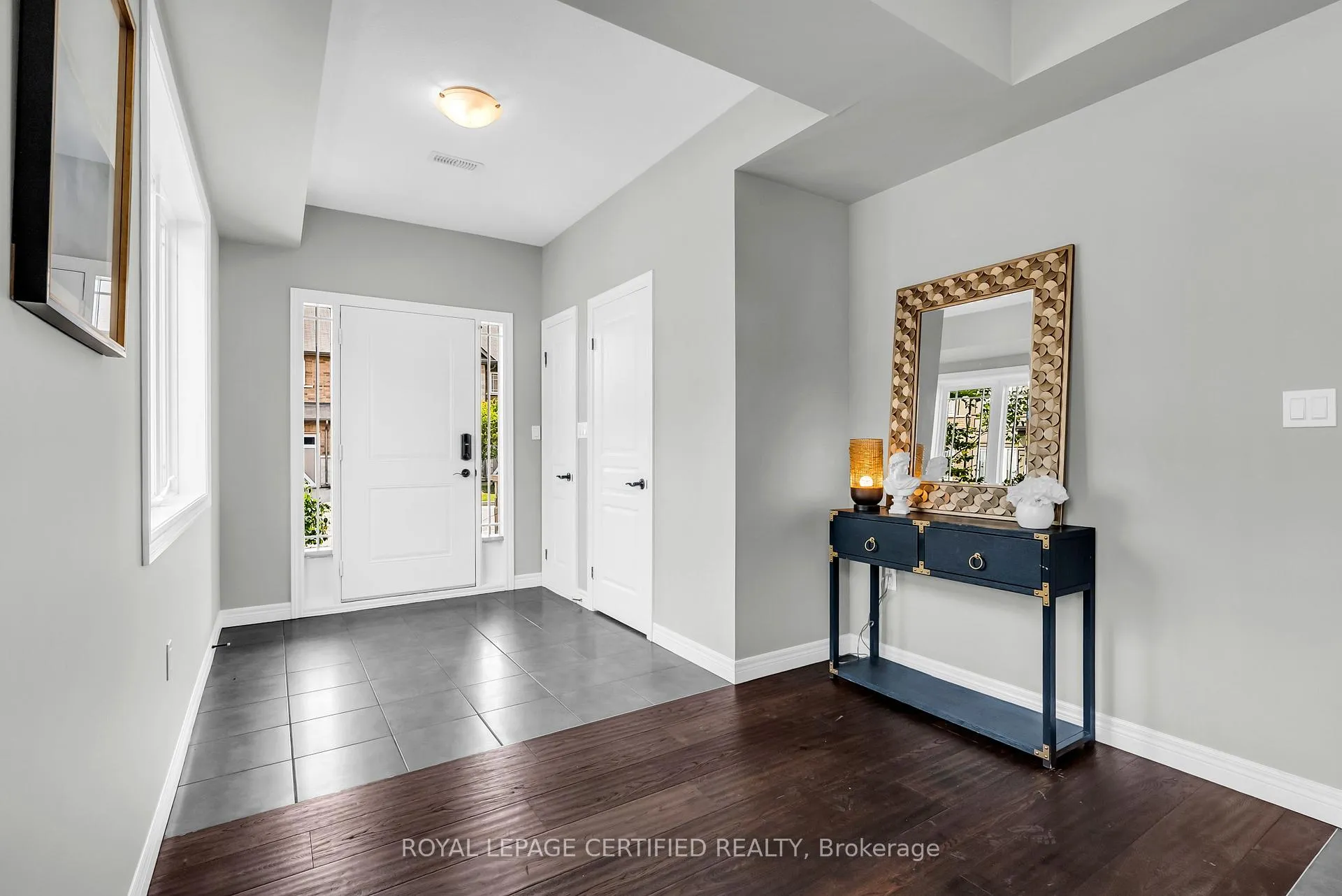 Photo 7 of 89 Bloom Crescent, Hamilton, Stoney Creek — HOMEH