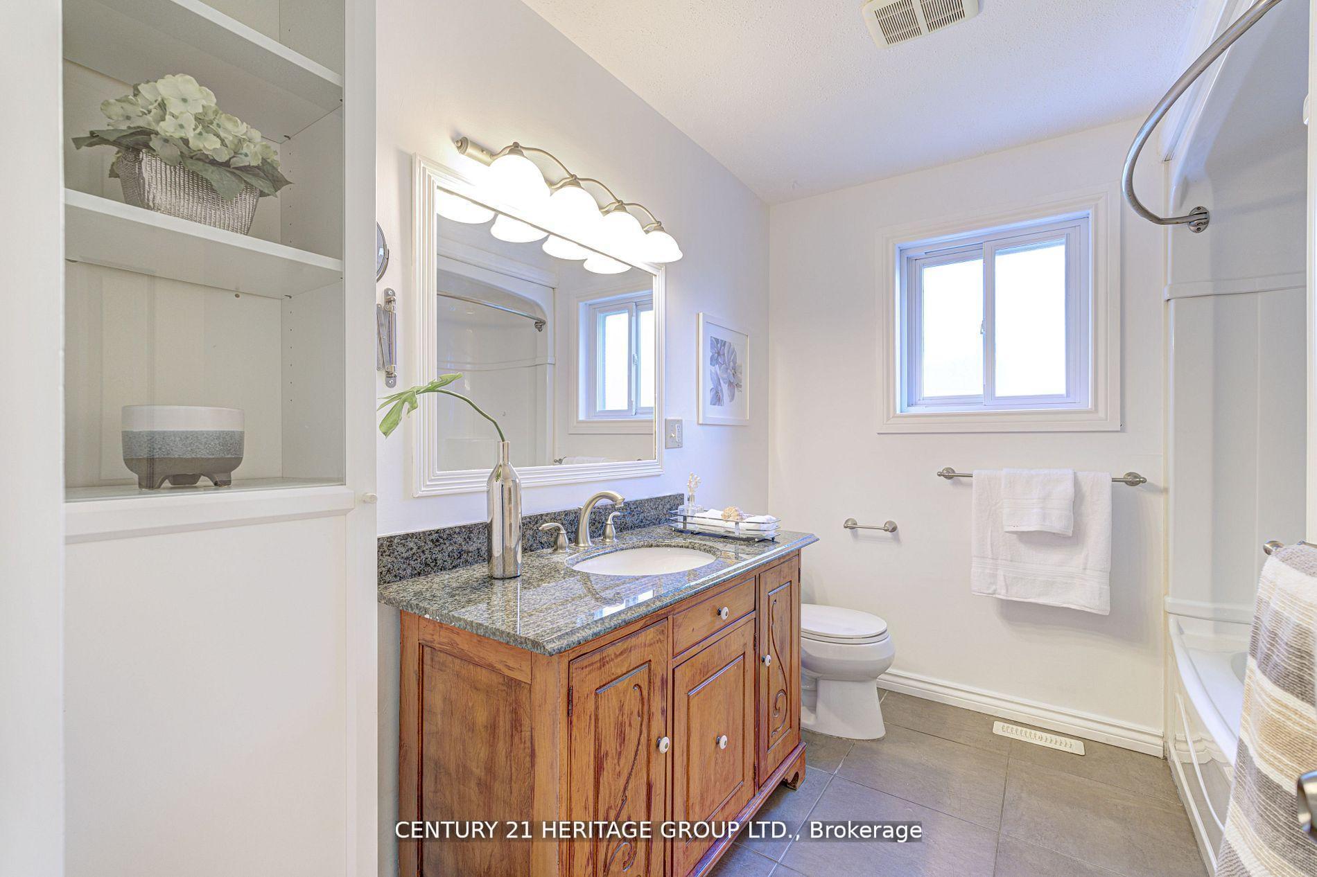 Photo 15 of 111 Lorne Scots Drive, Milton, Dorset Park — HOMEH