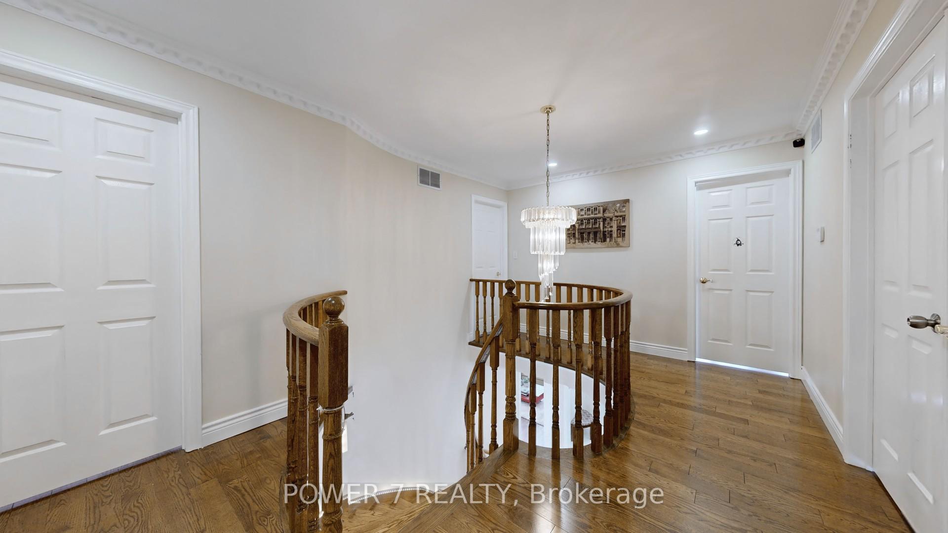 Photo 18 of 16 Eyer Drive W, Markham, Cachet — HOMEH
