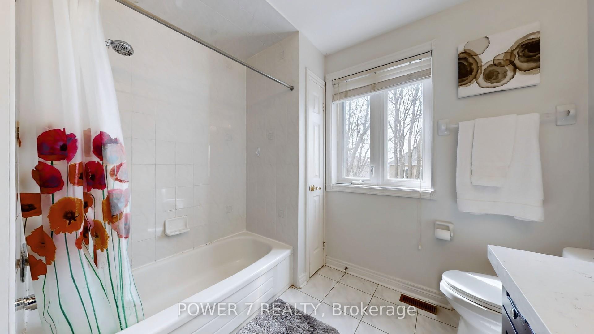 Photo 31 of 16 Eyer Drive W, Markham, Cachet — HOMEH