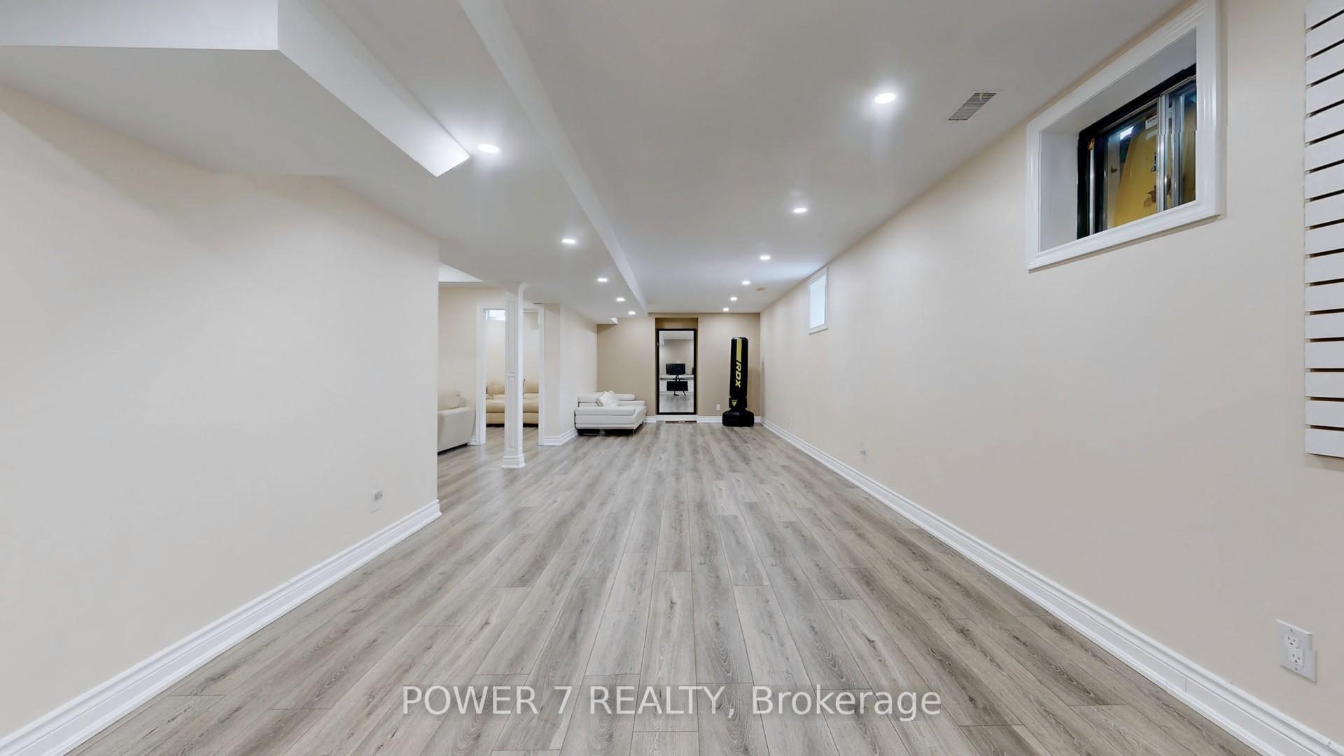 Photo 33 of 16 Eyer Drive W, Markham, Cachet — HOMEH