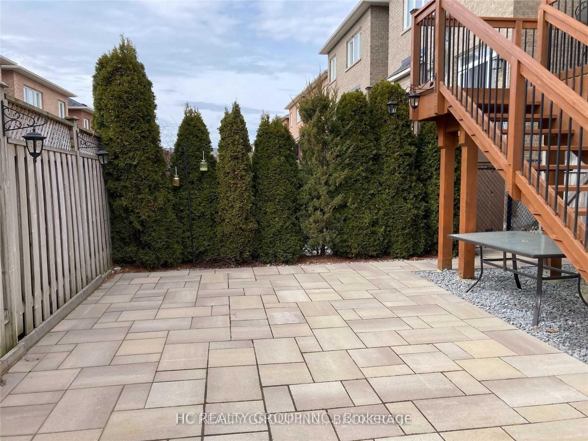 Photo 11 of Unit Upper, 29 Pillar Rock Crescent, Markham, Victoria Manor-Jennings Gate — HOMEH