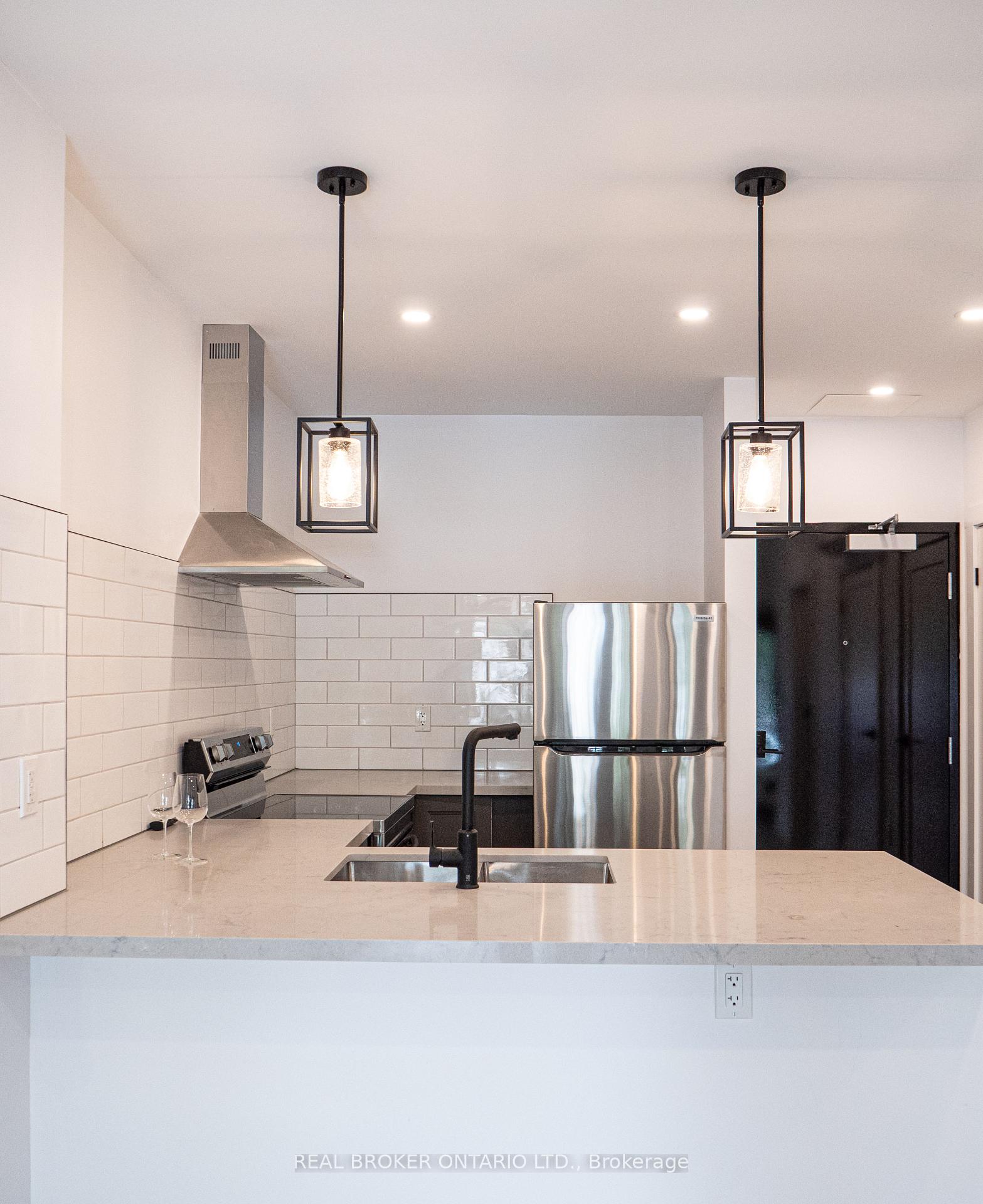 Photo 4 of Unit 1, 284 James Street N, Hamilton, Beasley — HOMEH