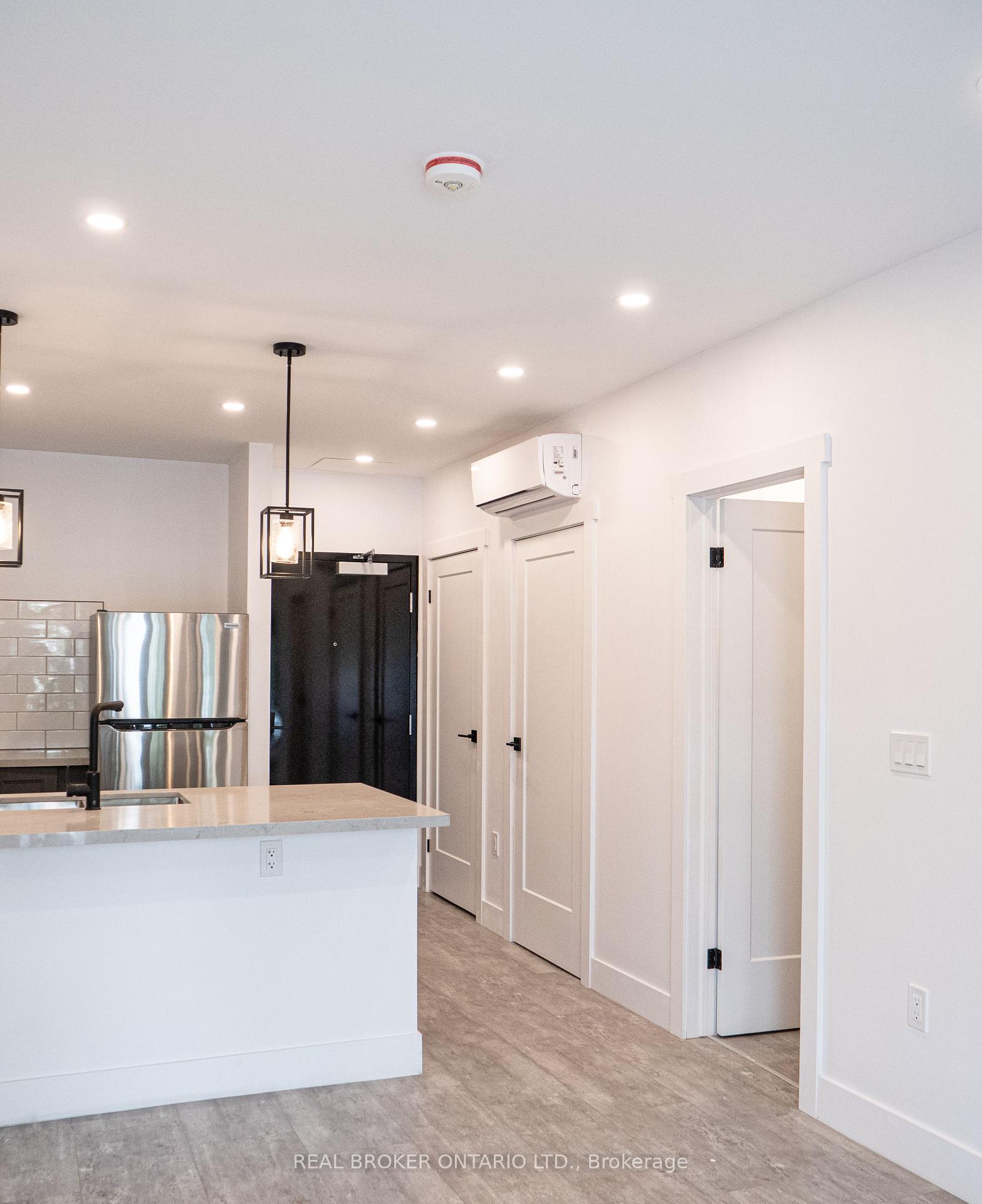Photo 6 of Unit 1, 284 James Street N, Hamilton, Beasley — HOMEH