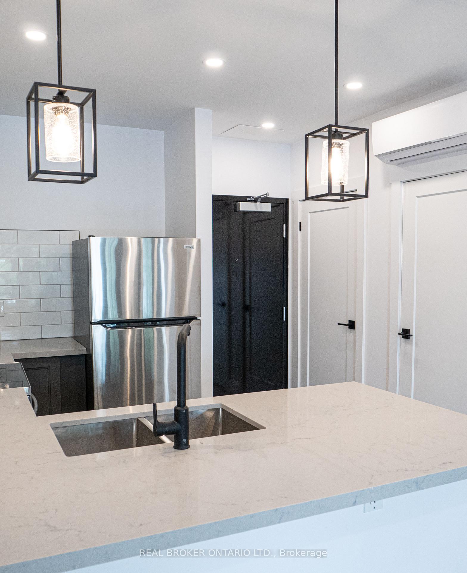 Photo 10 of Unit 1, 284 James Street N, Hamilton, Beasley — HOMEH