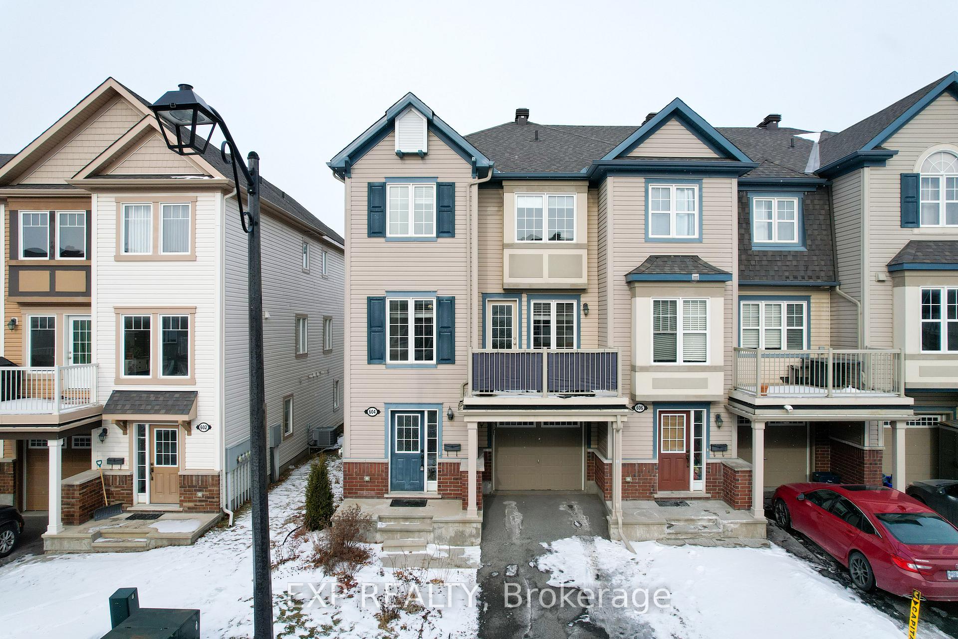Photo 1 of 604 Meadowcreek Circle, Ottawa, Kanata - Emerald Meadows/Trailwest — HOMEH