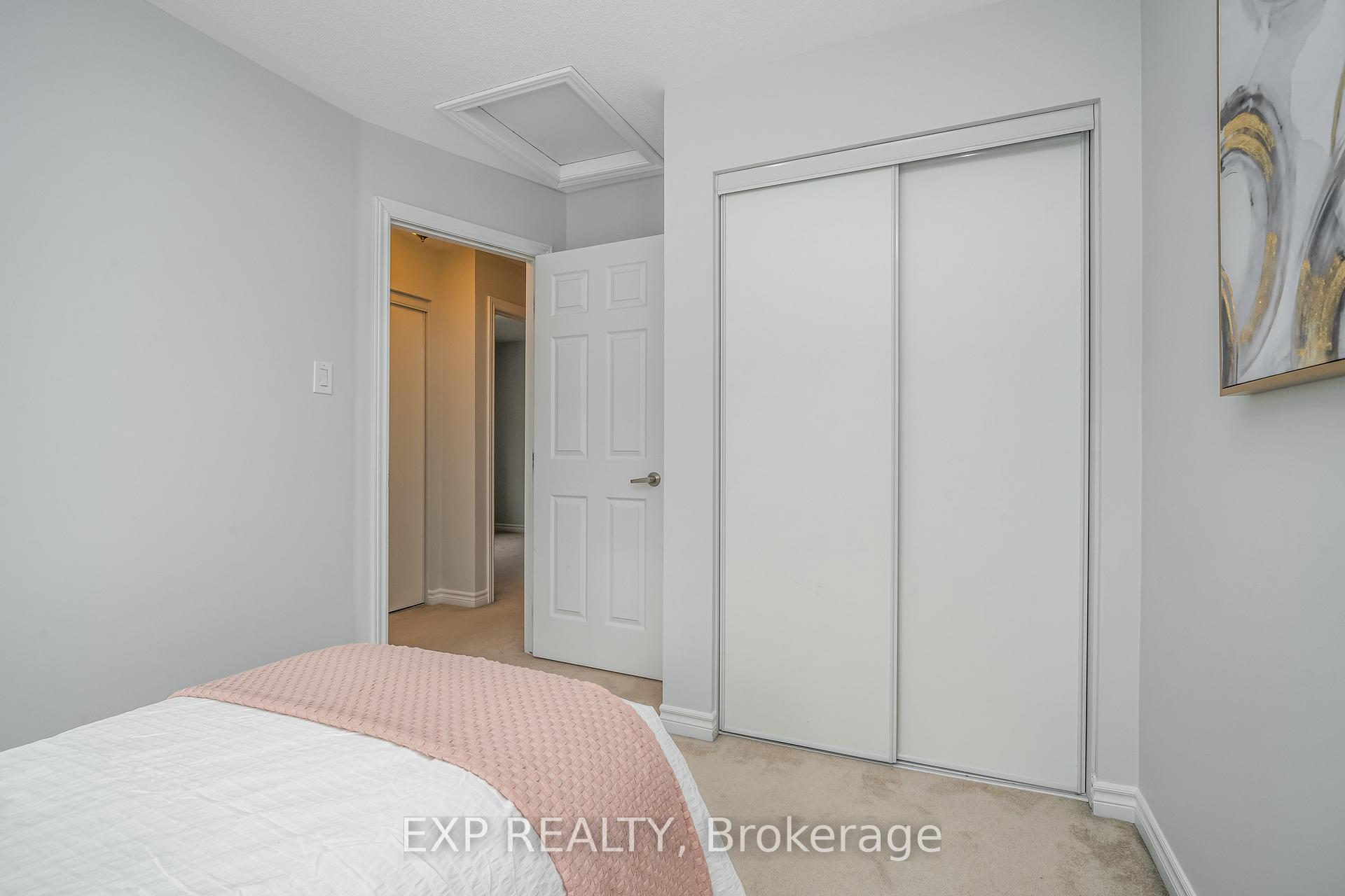 Photo 21 of 604 Meadowcreek Circle, Ottawa, Kanata - Emerald Meadows/Trailwest — HOMEH