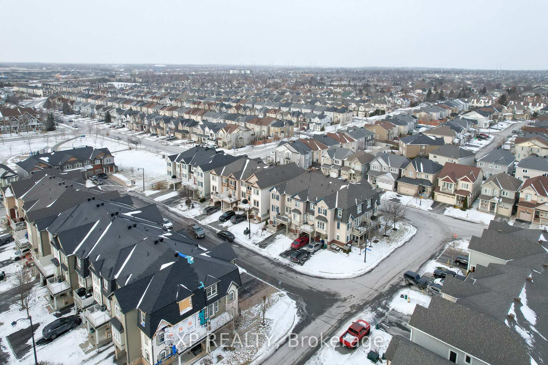 Photo 33 of 604 Meadowcreek Circle, Ottawa, Kanata - Emerald Meadows/Trailwest — HOMEH