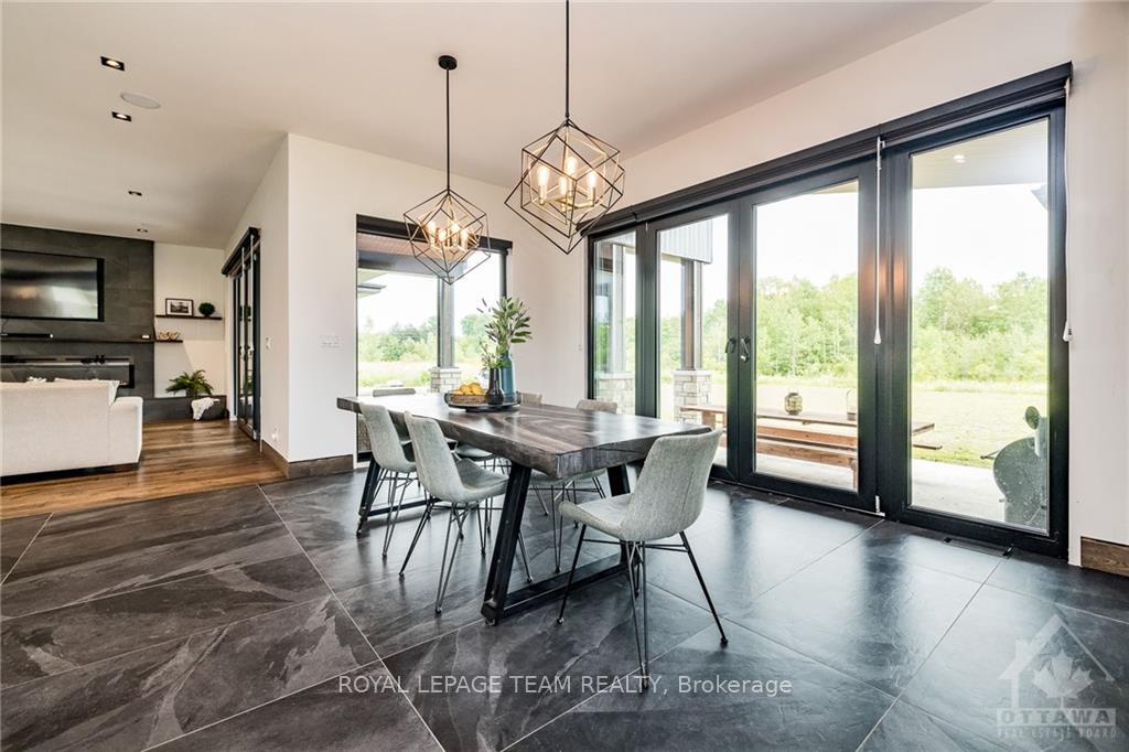 Photo 5 of 317 Hedley Way, Ottawa, Kanata - Kanata (North West) — HOMEH