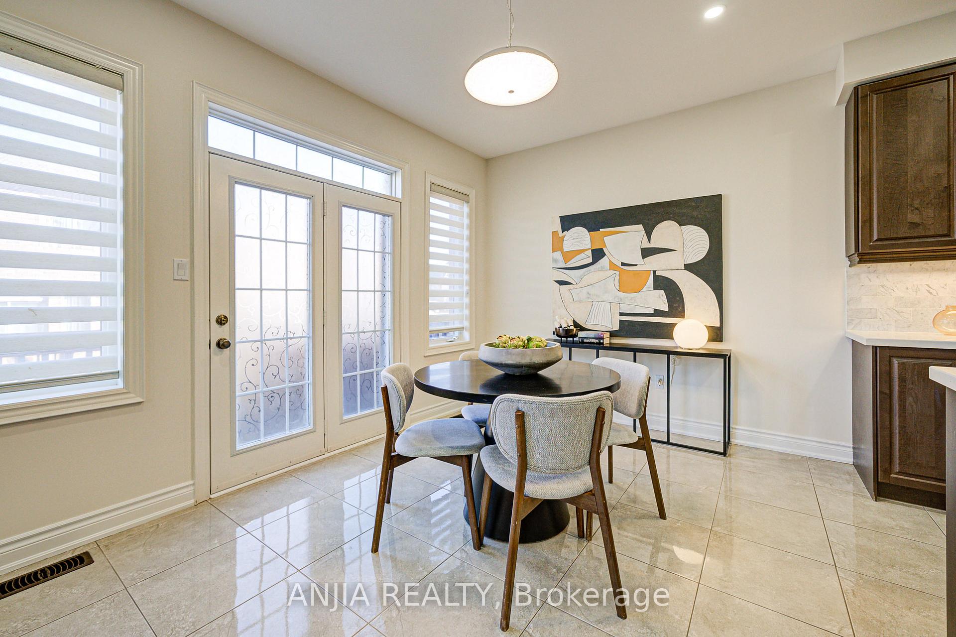 Photo 17 of 74 Hubner Avenue, Markham, Berczy — HOMEH