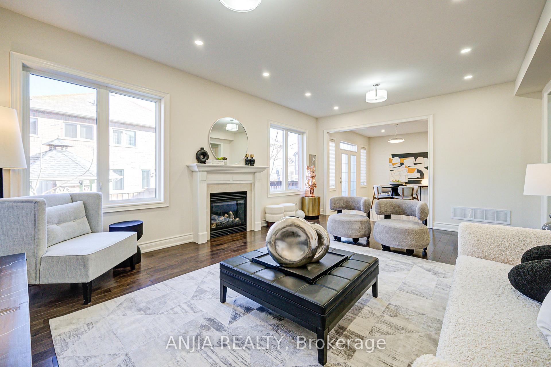 Photo 19 of 74 Hubner Avenue, Markham, Berczy — HOMEH