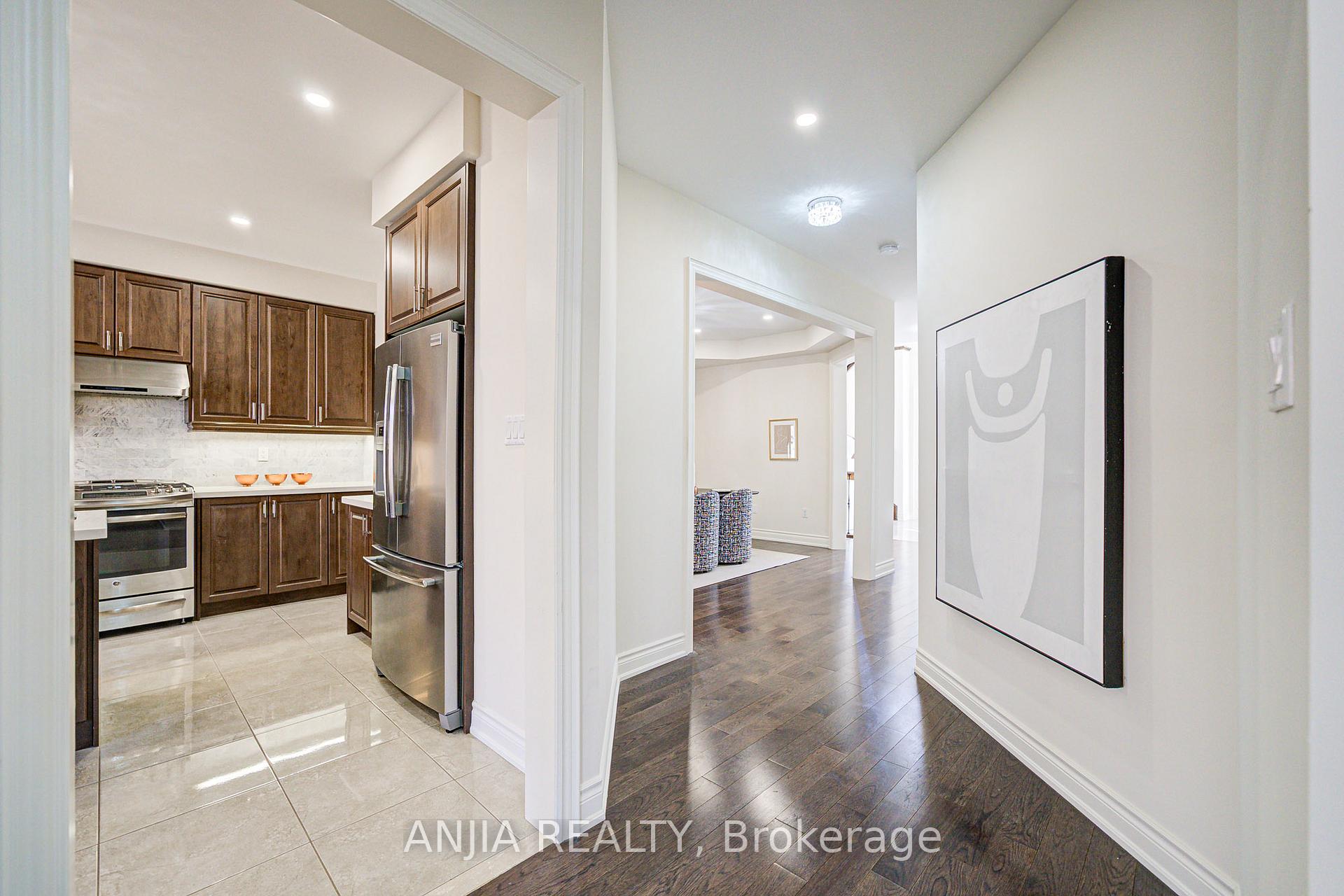 Photo 23 of 74 Hubner Avenue, Markham, Berczy — HOMEH