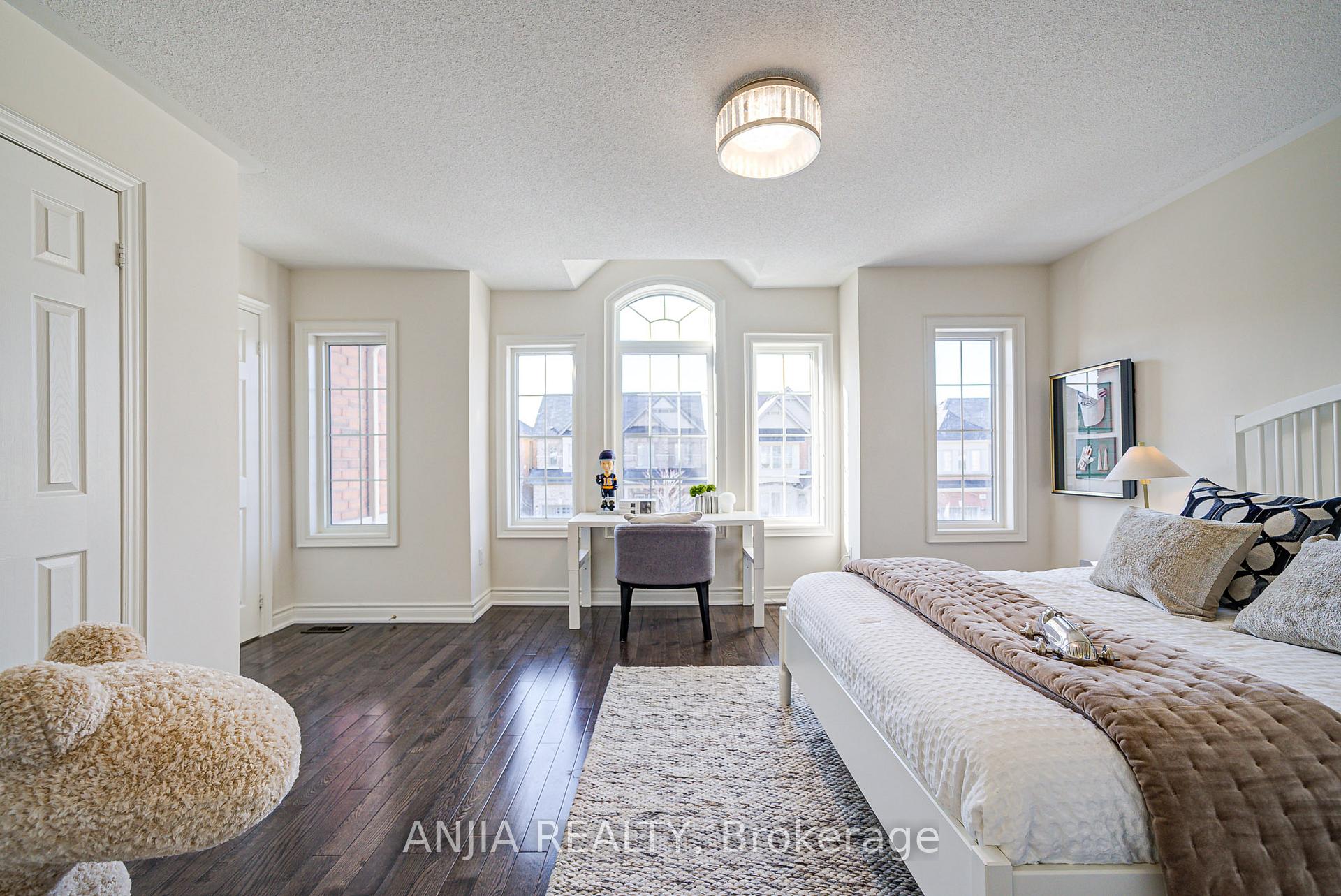 Photo 30 of 74 Hubner Avenue, Markham, Berczy — HOMEH