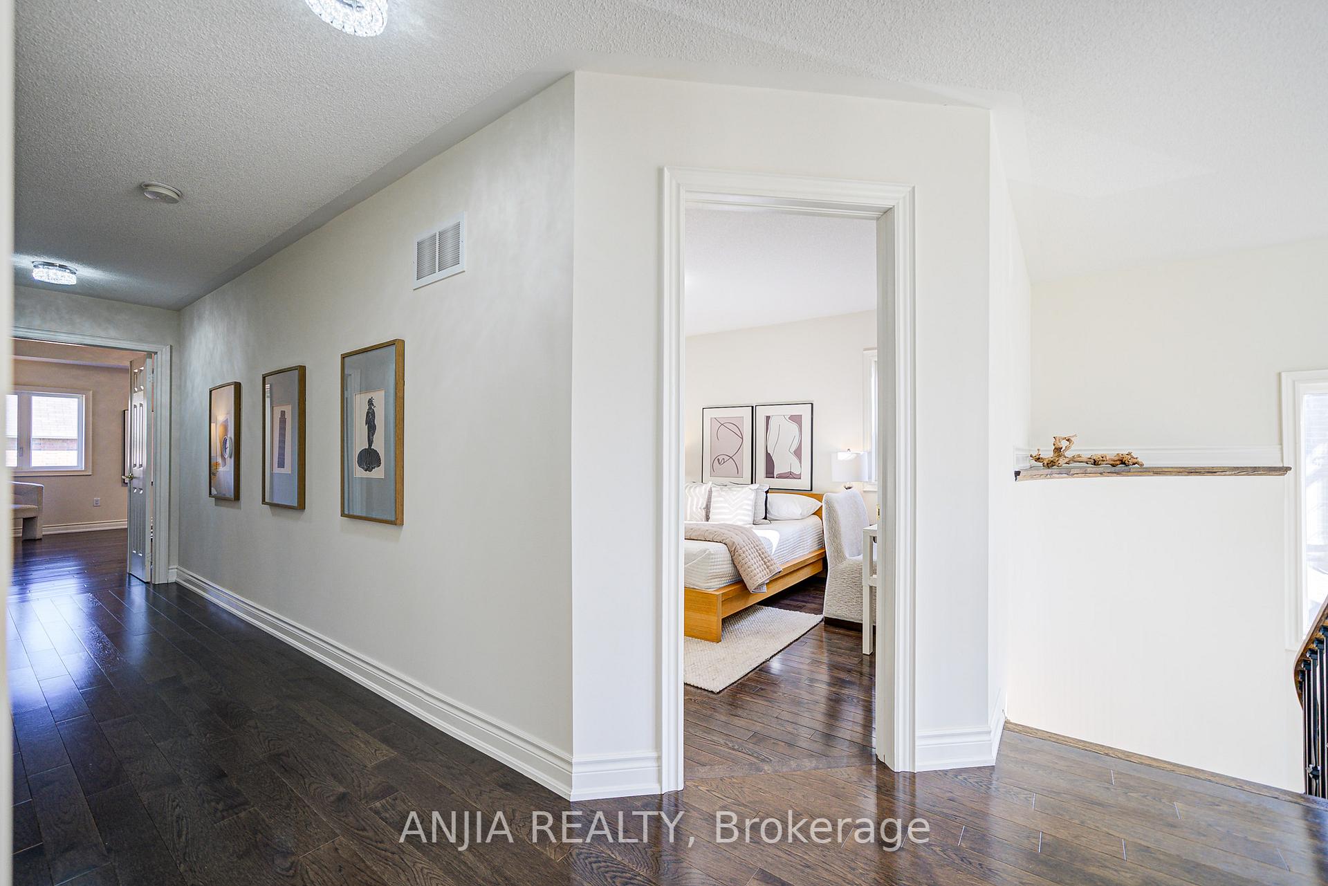 Photo 38 of 74 Hubner Avenue, Markham, Berczy — HOMEH
