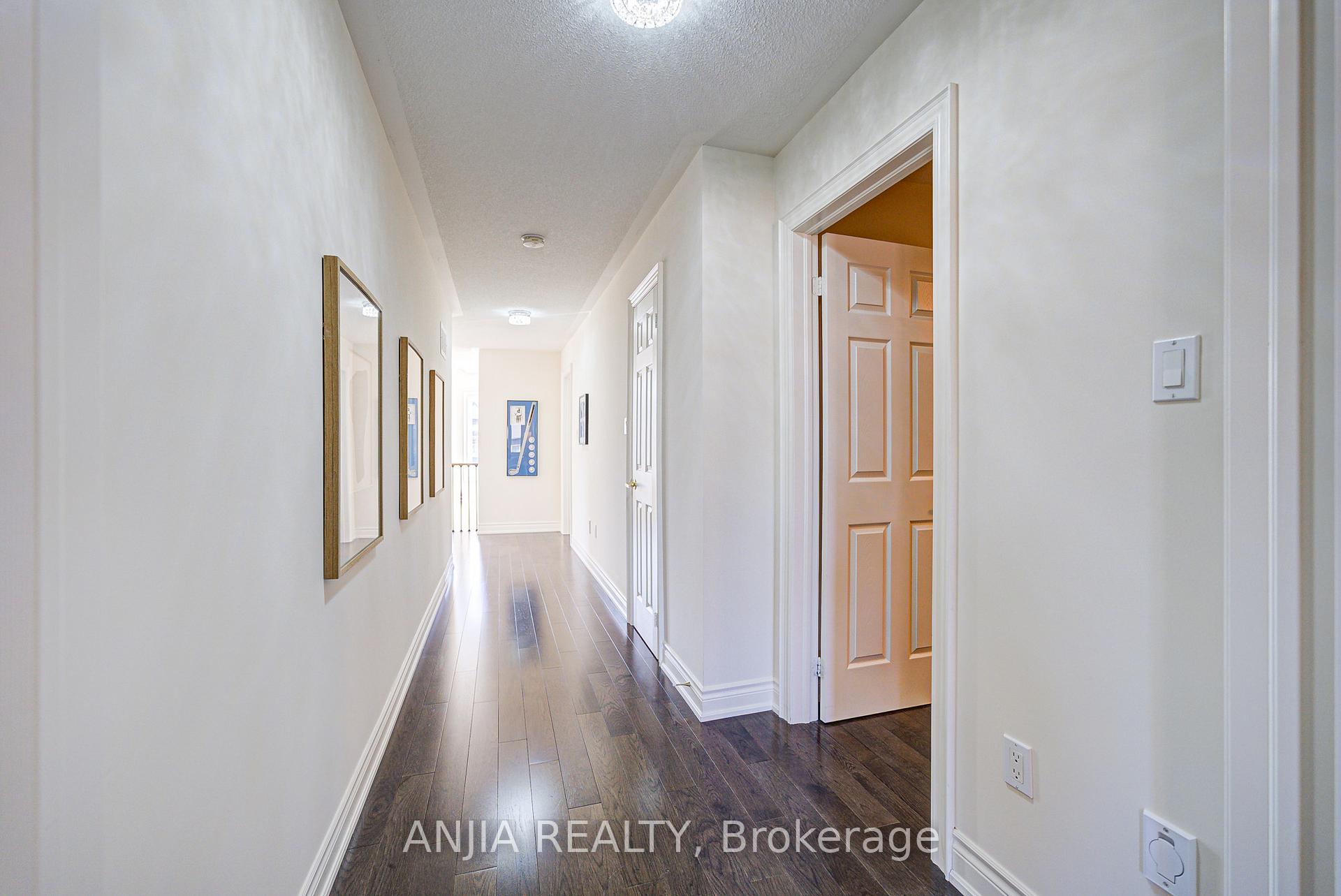 Photo 40 of 74 Hubner Avenue, Markham, Berczy — HOMEH