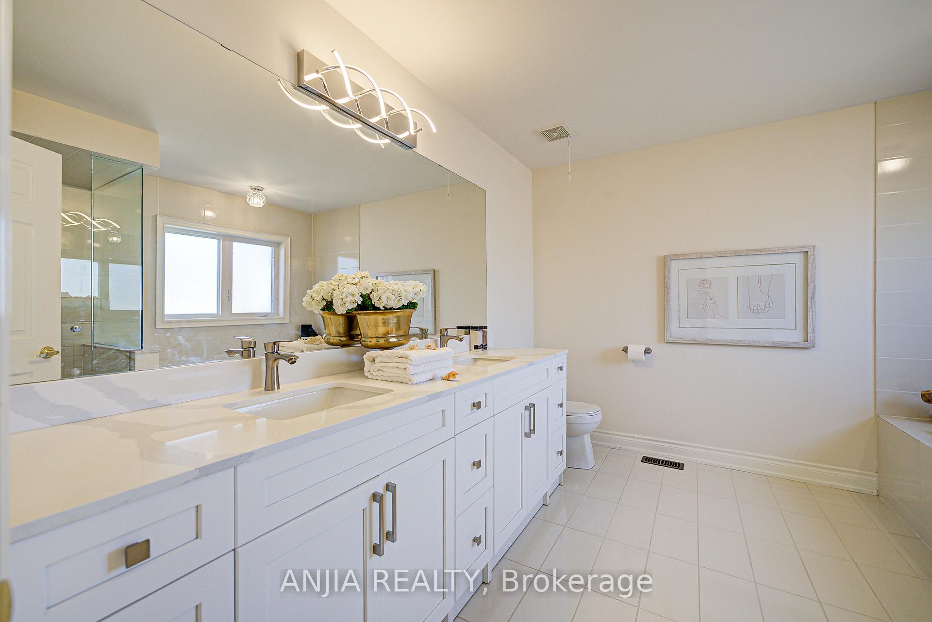 Photo 45 of 74 Hubner Avenue, Markham, Berczy — HOMEH