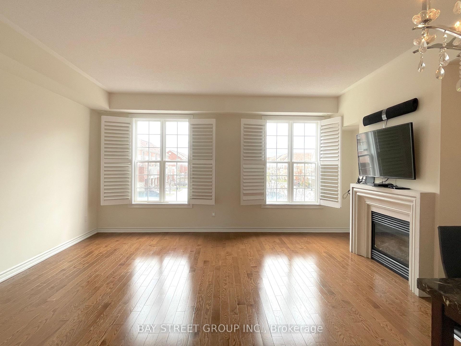 Photo 3 of 11 Haute Lane, Markham, Cathedraltown — HOMEH