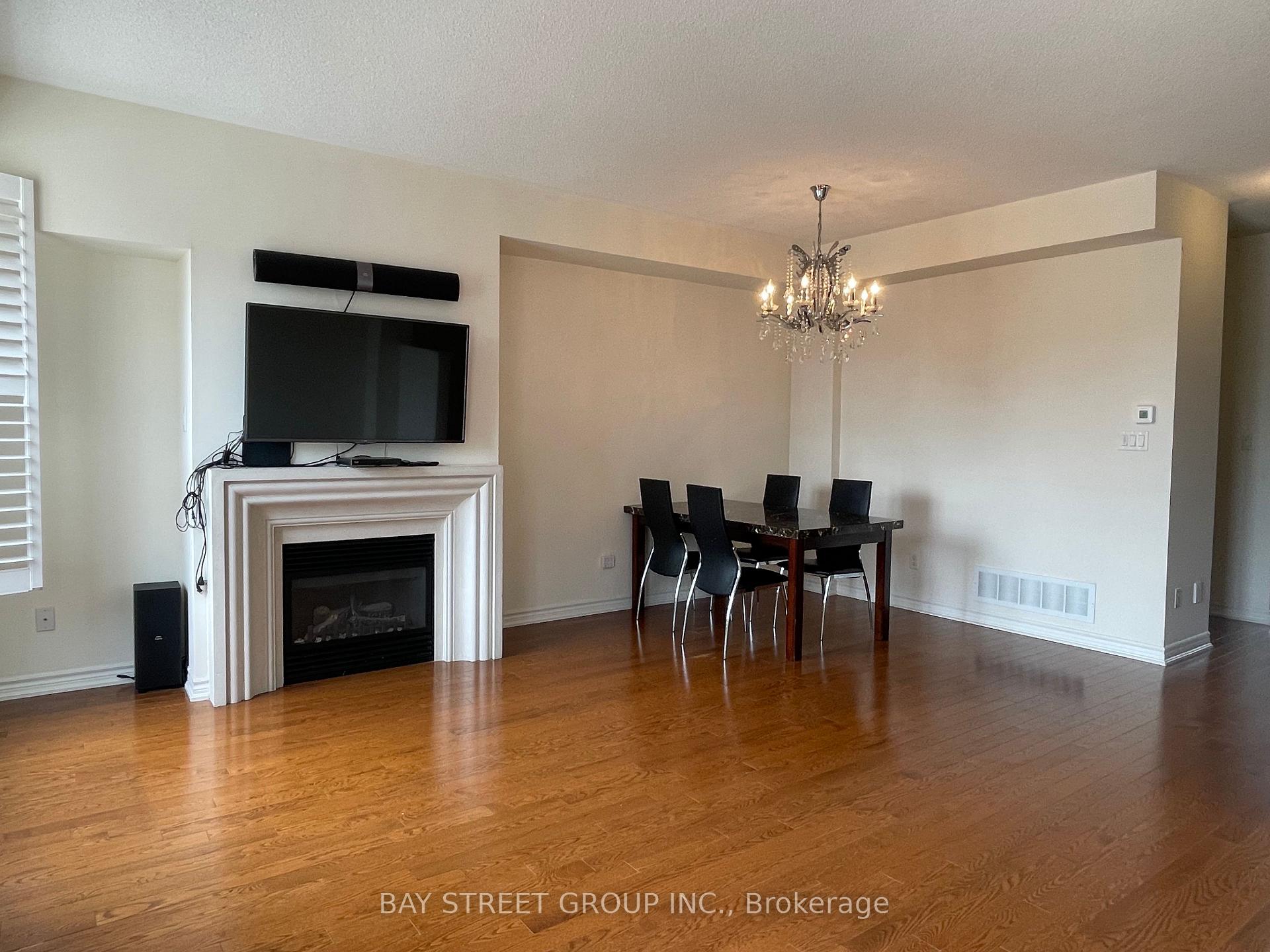 Photo 4 of 11 Haute Lane, Markham, Cathedraltown — HOMEH