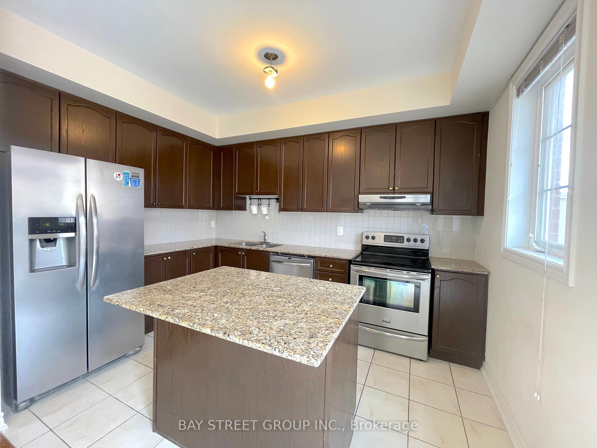 Photo 8 of 11 Haute Lane, Markham, Cathedraltown — HOMEH