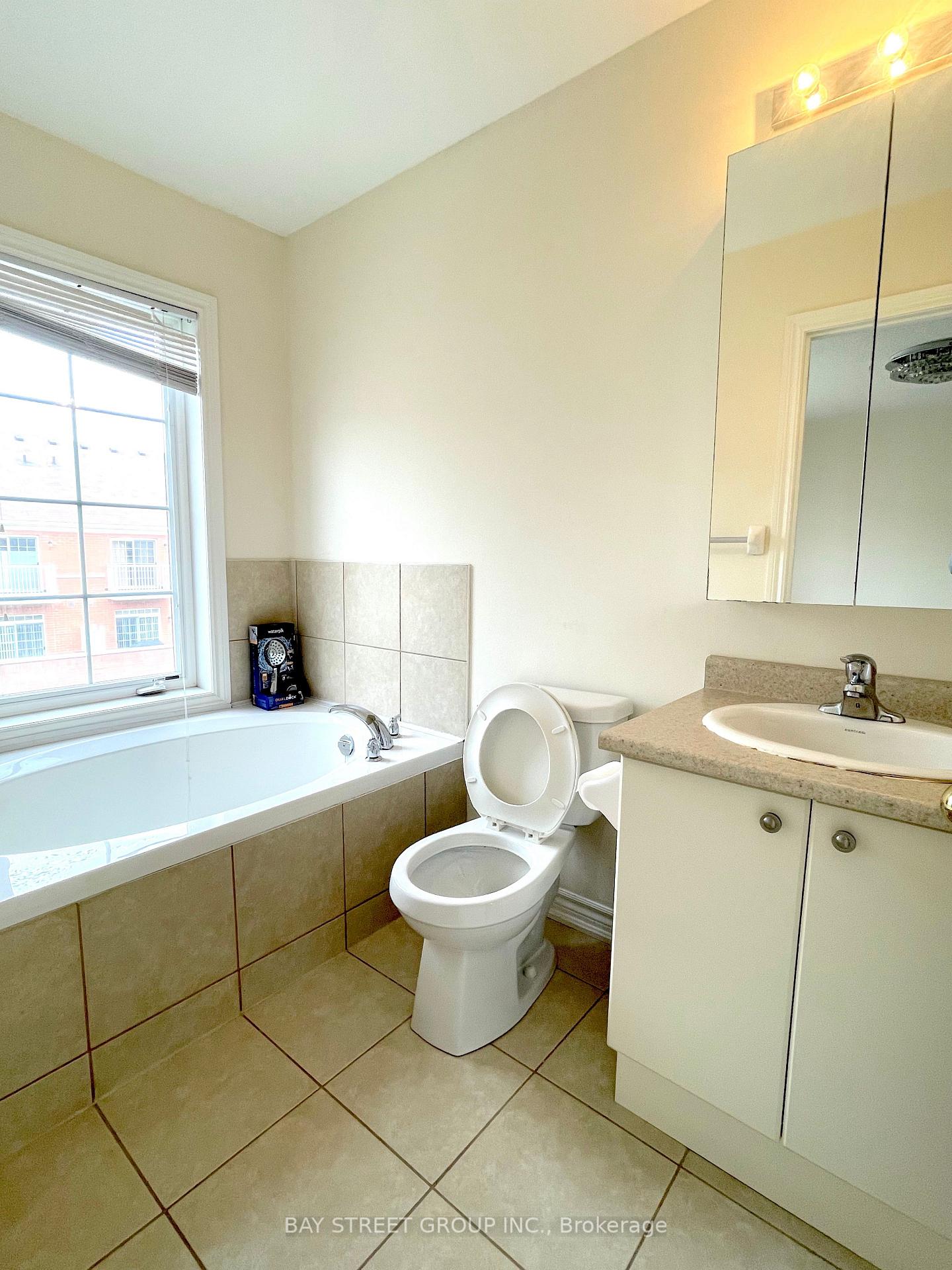 Photo 20 of 11 Haute Lane, Markham, Cathedraltown — HOMEH
