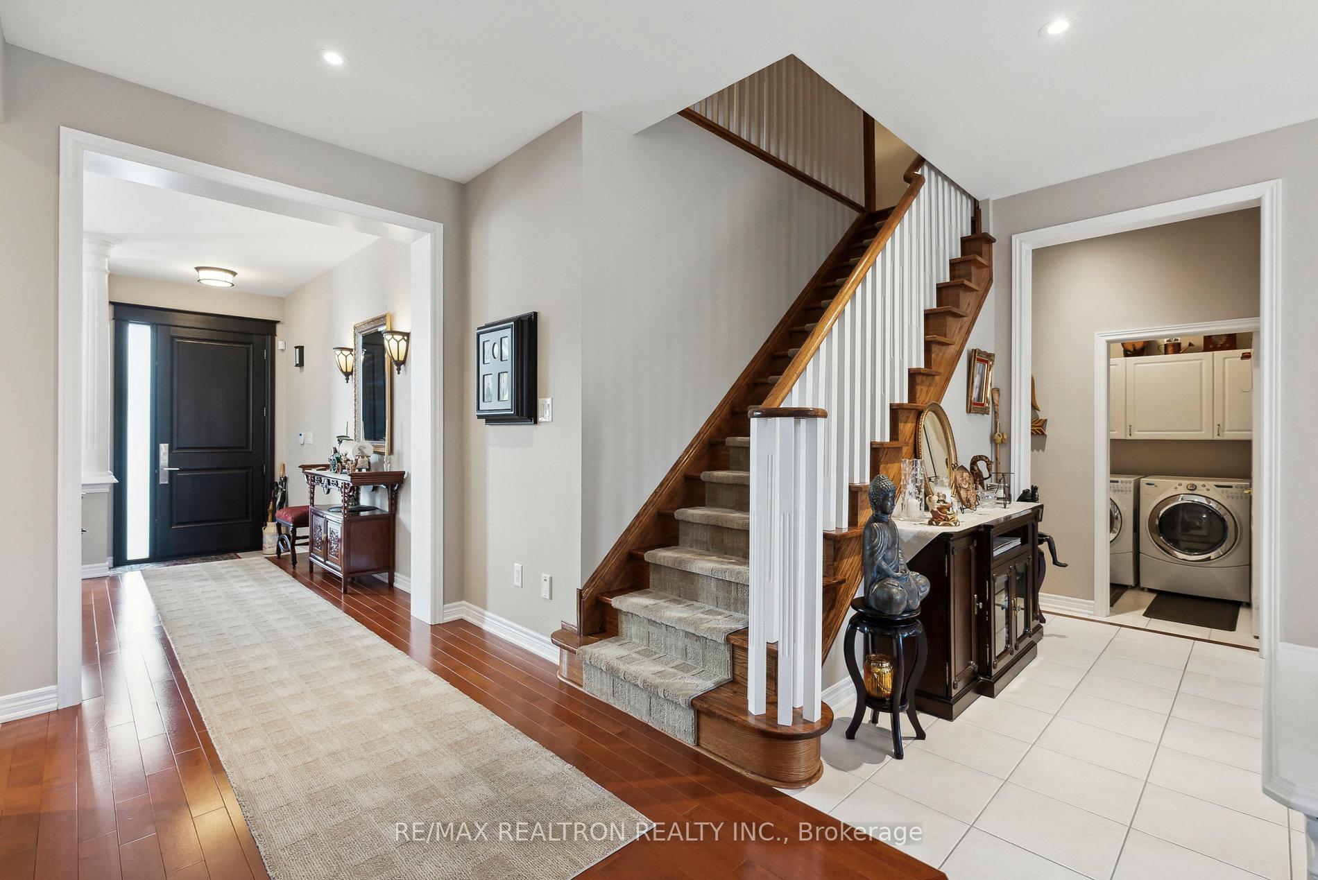 Photo 3 of 43 Bernbridge Road, Markham, Box Grove — HOMEH