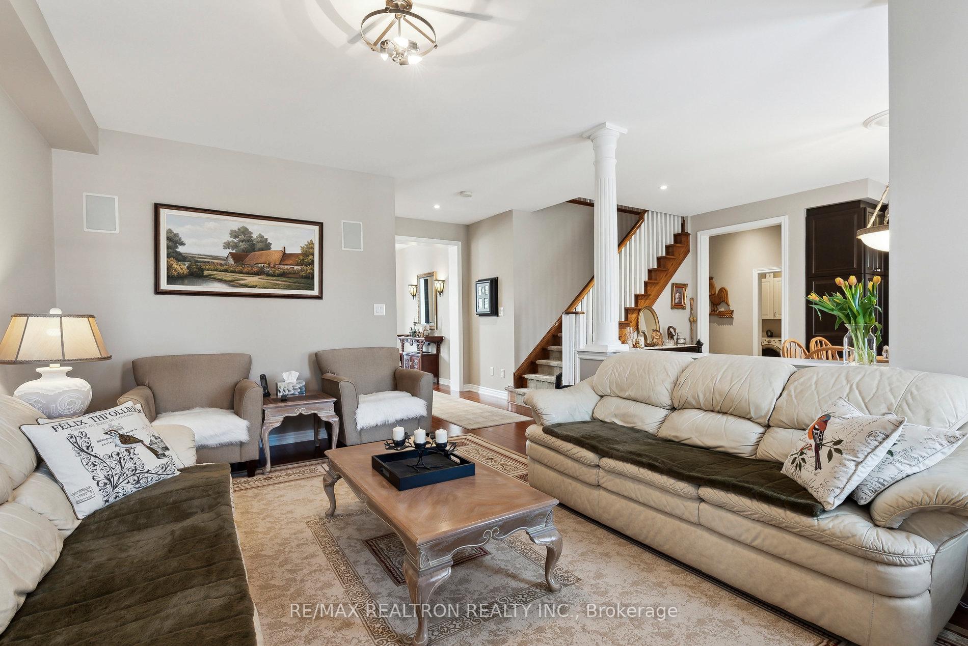 Photo 11 of 43 Bernbridge Road, Markham, Box Grove — HOMEH