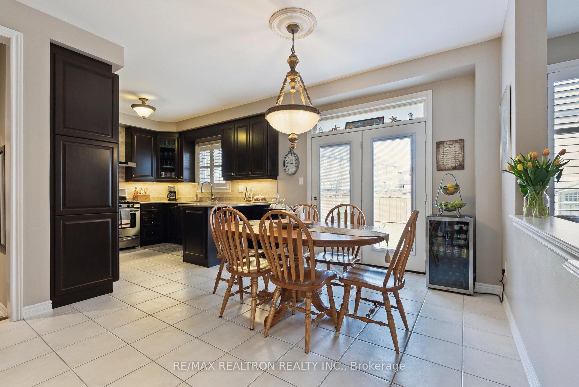 Photo 12 of 43 Bernbridge Road, Markham, Box Grove — HOMEH