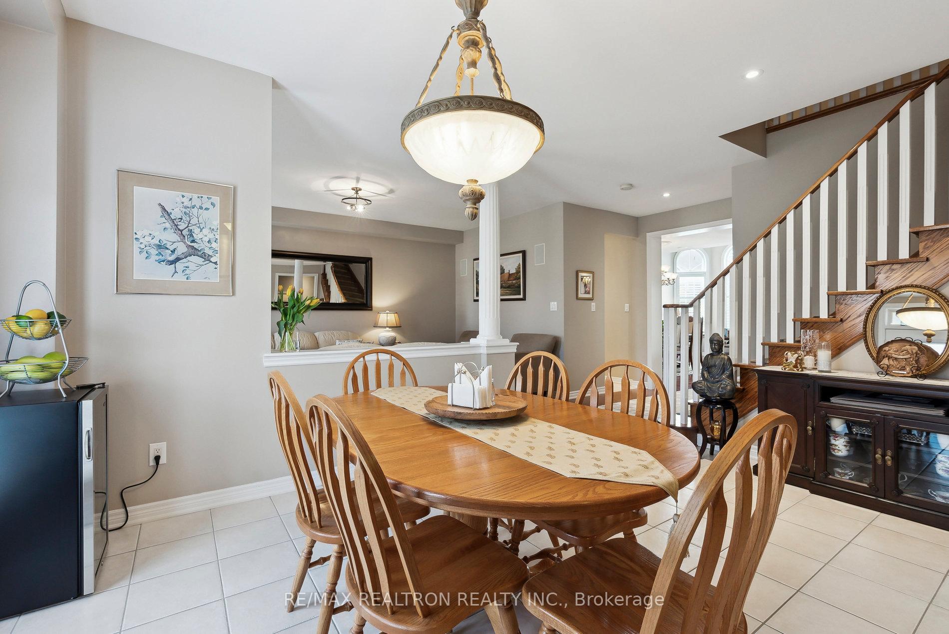 Photo 15 of 43 Bernbridge Road, Markham, Box Grove — HOMEH
