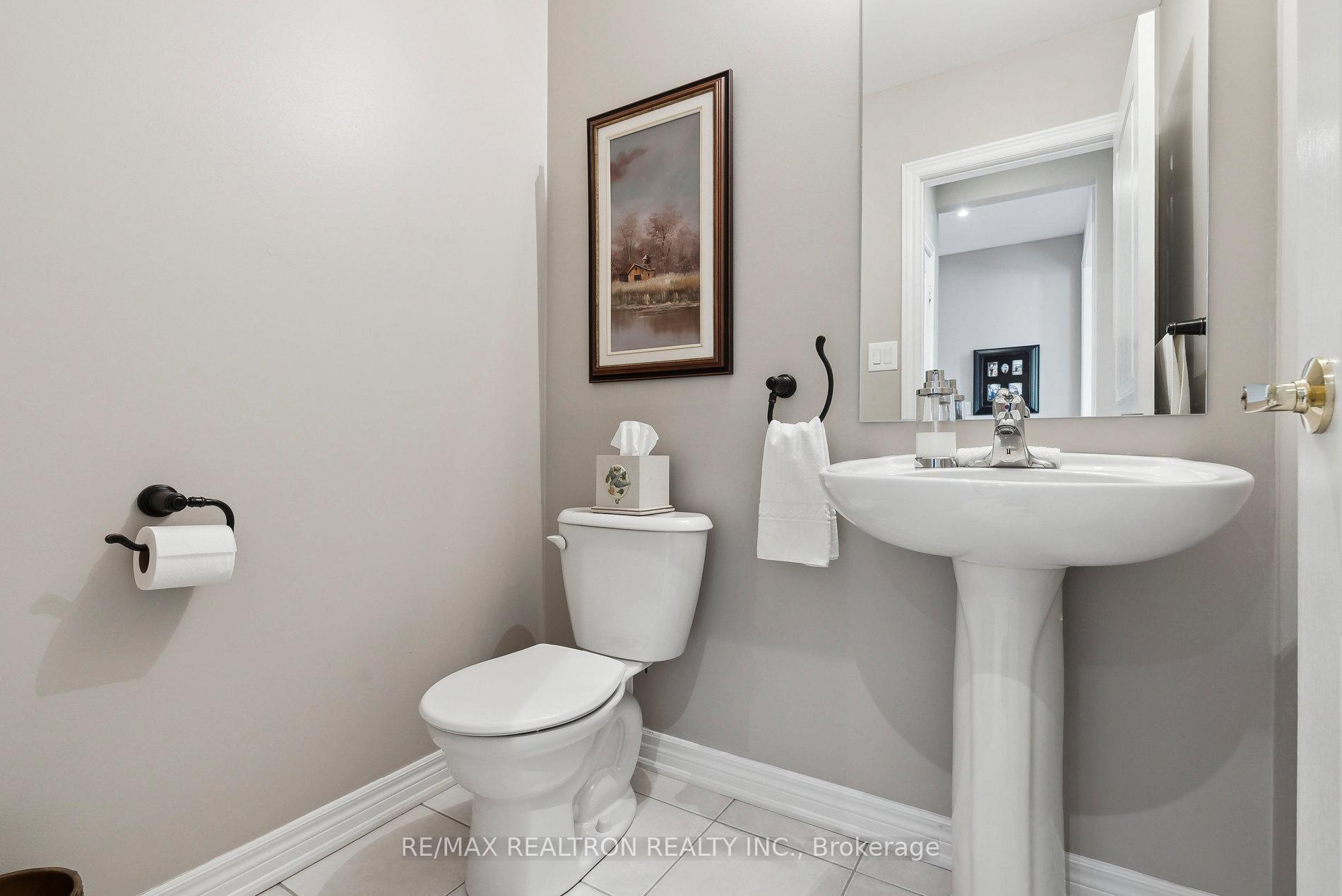 Photo 19 of 43 Bernbridge Road, Markham, Box Grove — HOMEH