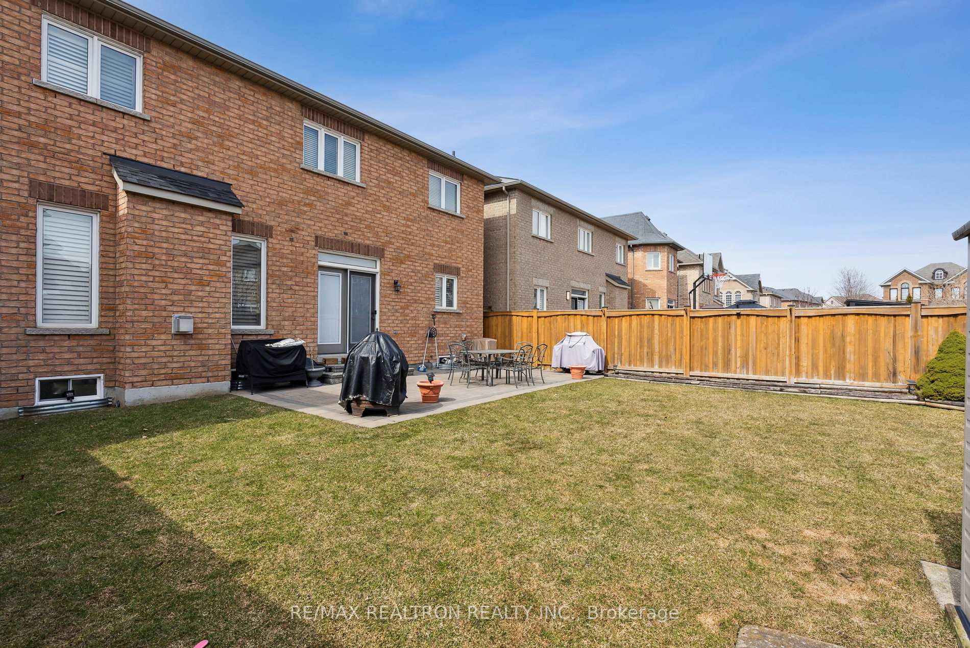 Photo 38 of 43 Bernbridge Road, Markham, Box Grove — HOMEH
