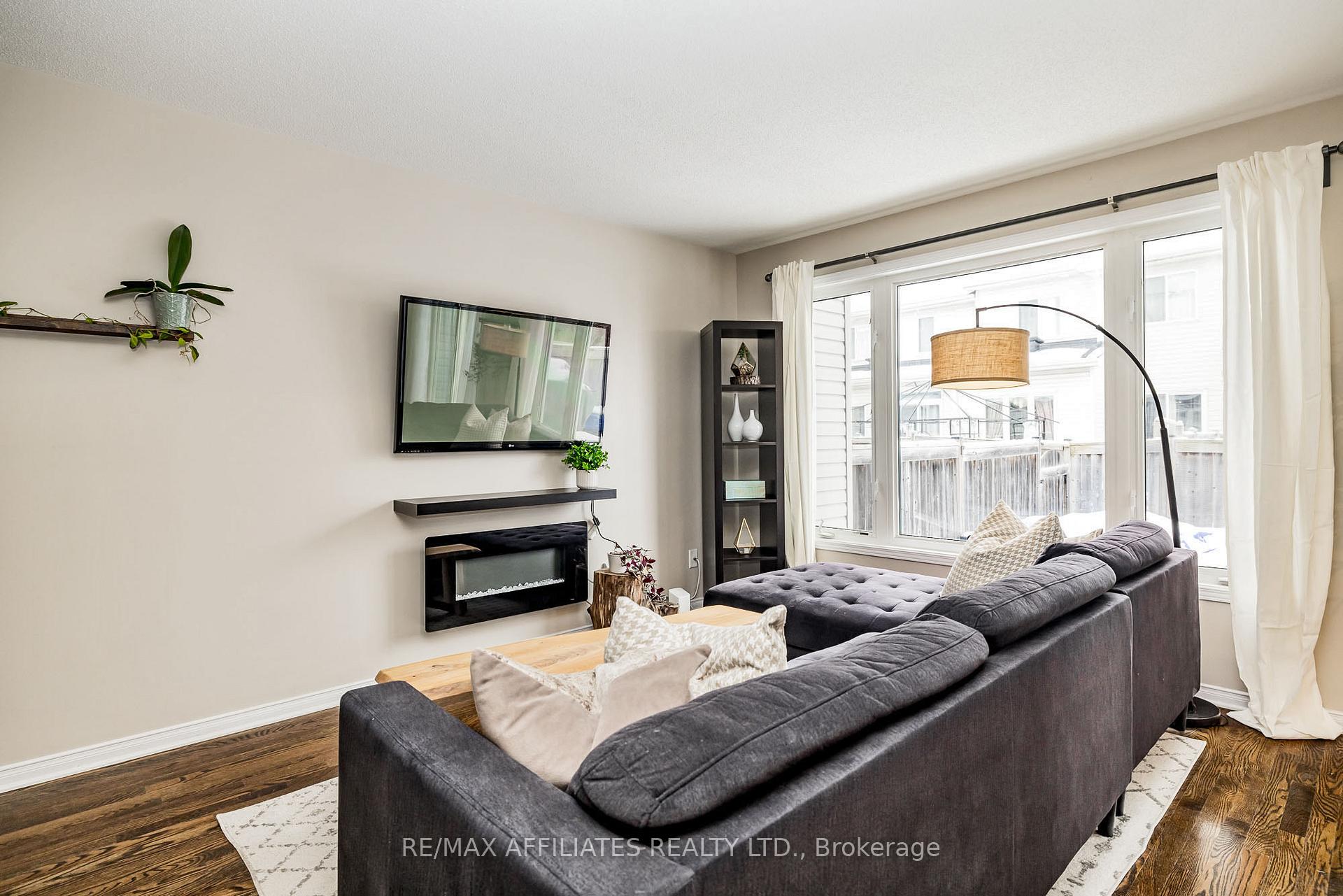 Photo 12 of 203 Opus Street, Ottawa, Kanata - Emerald Meadows/Trailwest — HOMEH