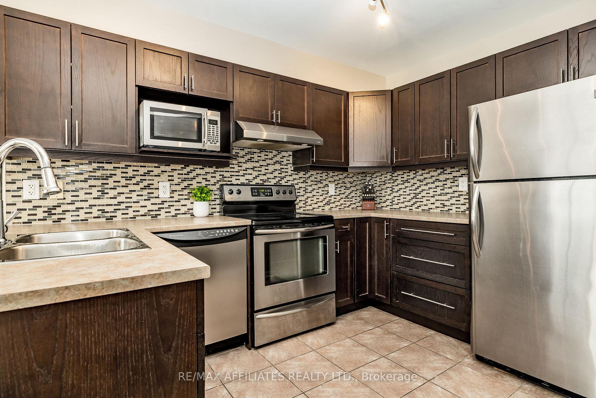 Photo 14 of 203 Opus Street, Ottawa, Kanata - Emerald Meadows/Trailwest — HOMEH
