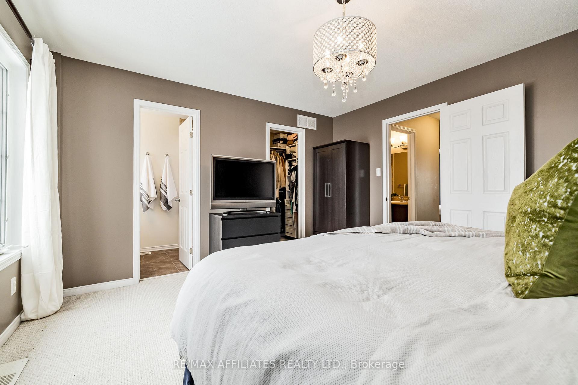 Photo 22 of 203 Opus Street, Ottawa, Kanata - Emerald Meadows/Trailwest — HOMEH