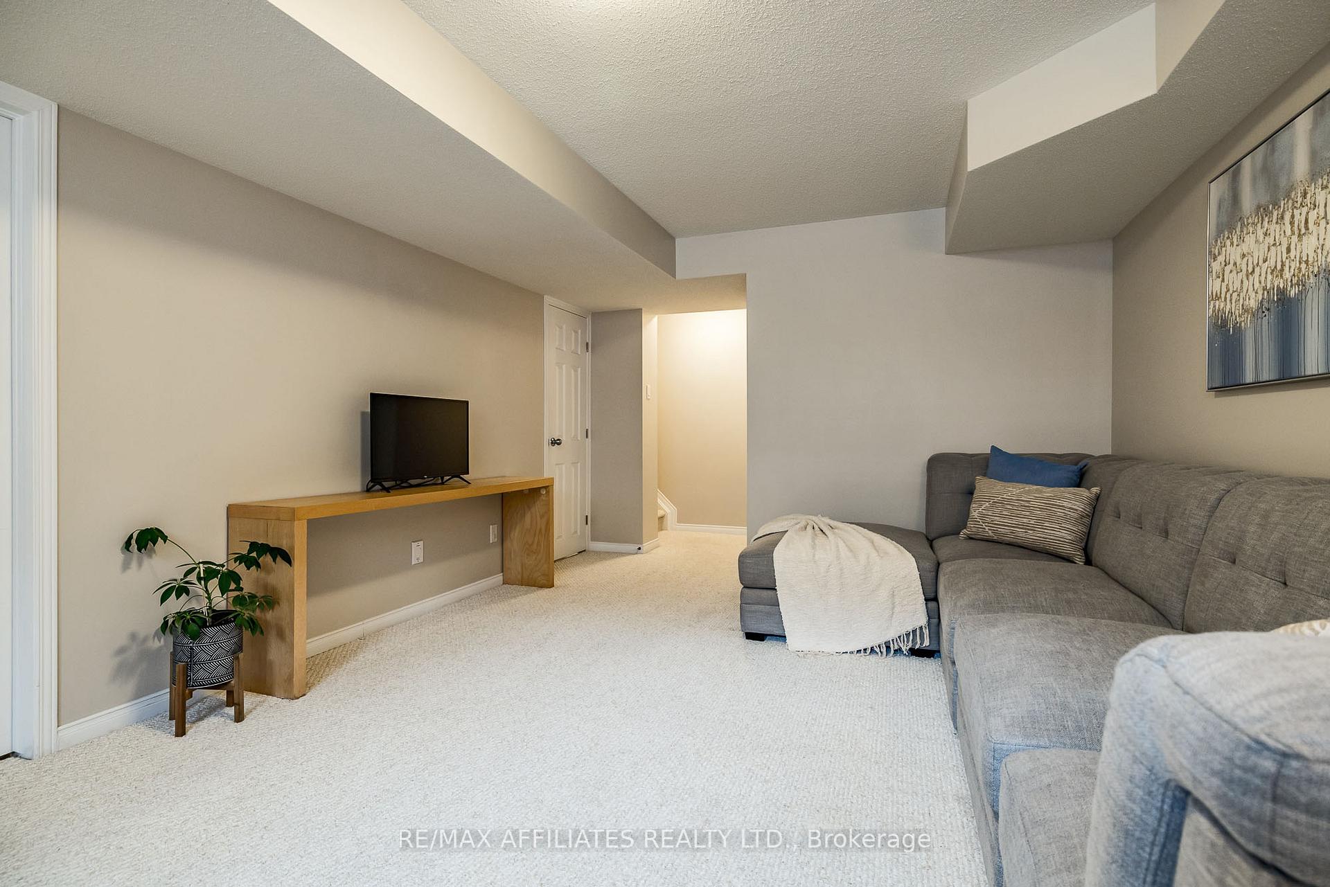 Photo 28 of 203 Opus Street, Ottawa, Kanata - Emerald Meadows/Trailwest — HOMEH
