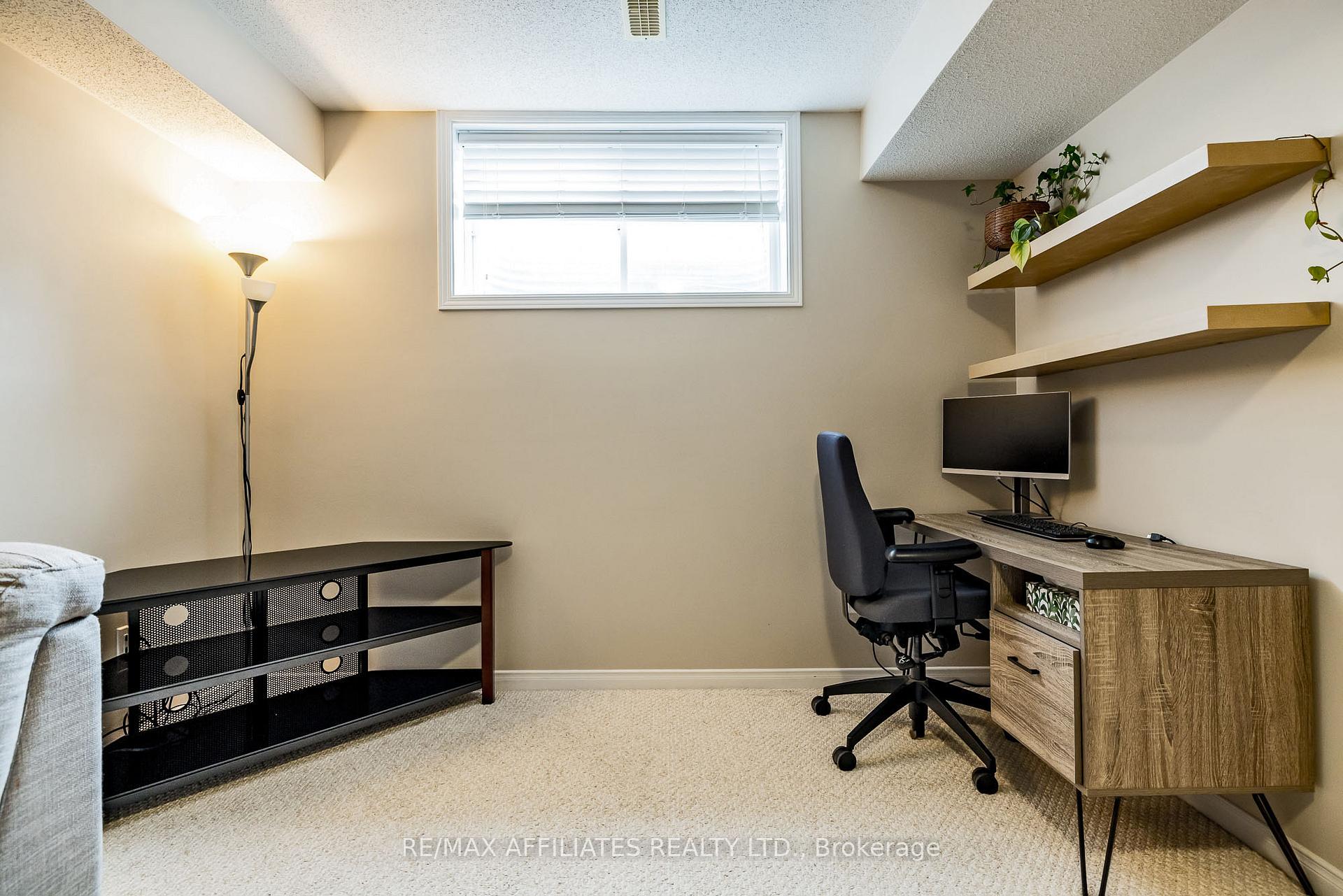 Photo 29 of 203 Opus Street, Ottawa, Kanata - Emerald Meadows/Trailwest — HOMEH