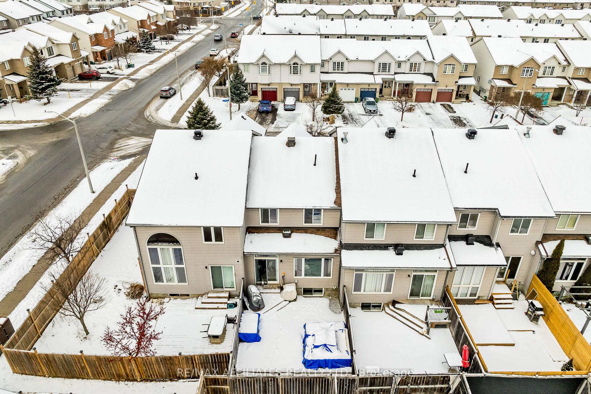 Photo 32 of 203 Opus Street, Ottawa, Kanata - Emerald Meadows/Trailwest — HOMEH
