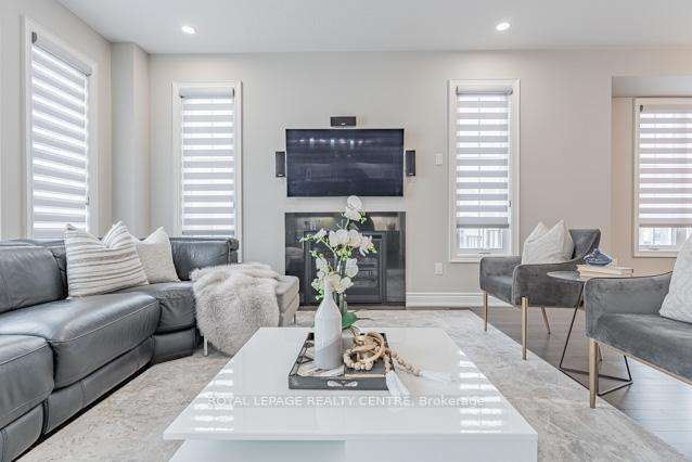 Photo 12 of 1409 Argall Court, Milton, Ford — HOMEH