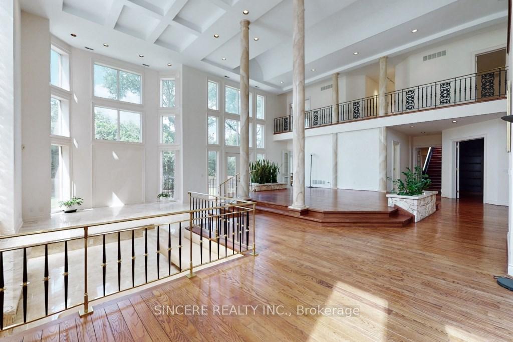 Photo 7 of 6 Huckleberry Lane, Markham, Bayview Glen — HOMEH