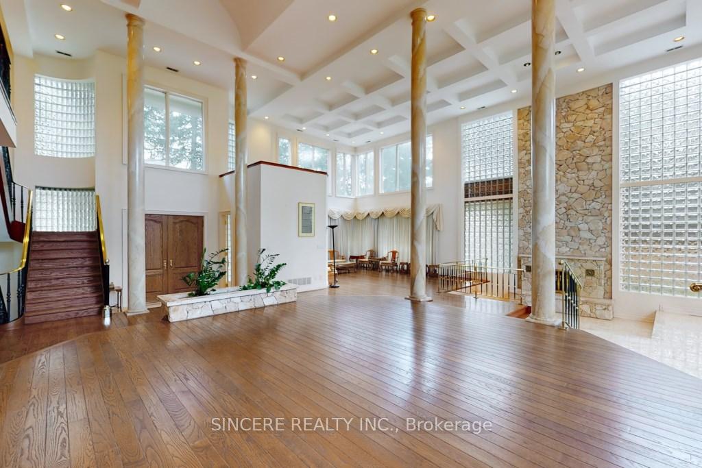 Photo 10 of 6 Huckleberry Lane, Markham, Bayview Glen — HOMEH