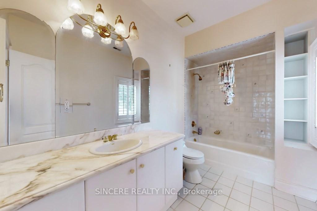 Photo 29 of 6 Huckleberry Lane, Markham, Bayview Glen — HOMEH