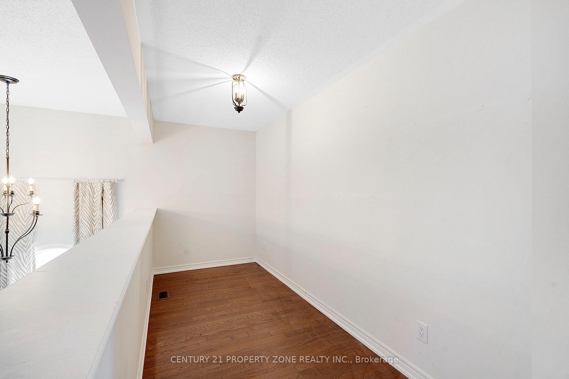 Photo 22 of 401 Baylis Court, Milton, Scott — HOMEH
