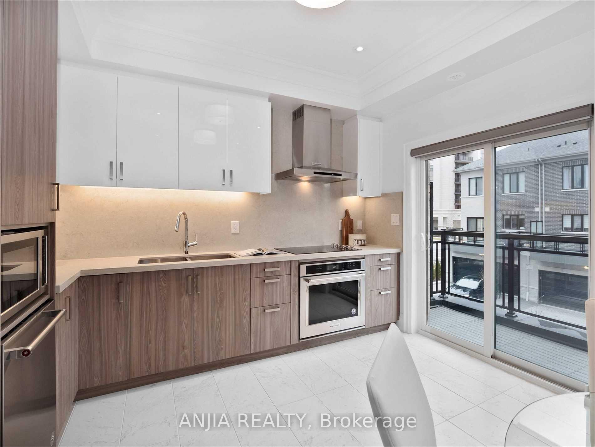Photo 3 of 77 Feeney Lane, Markham, Commerce Valley — HOMEH