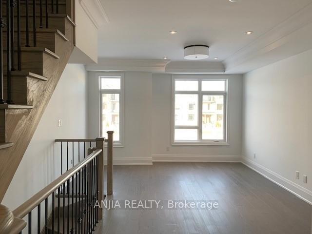 Photo 5 of 77 Feeney Lane, Markham, Commerce Valley — HOMEH
