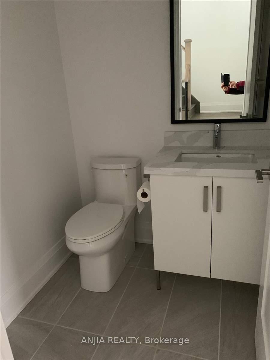 Photo 13 of 77 Feeney Lane, Markham, Commerce Valley — HOMEH