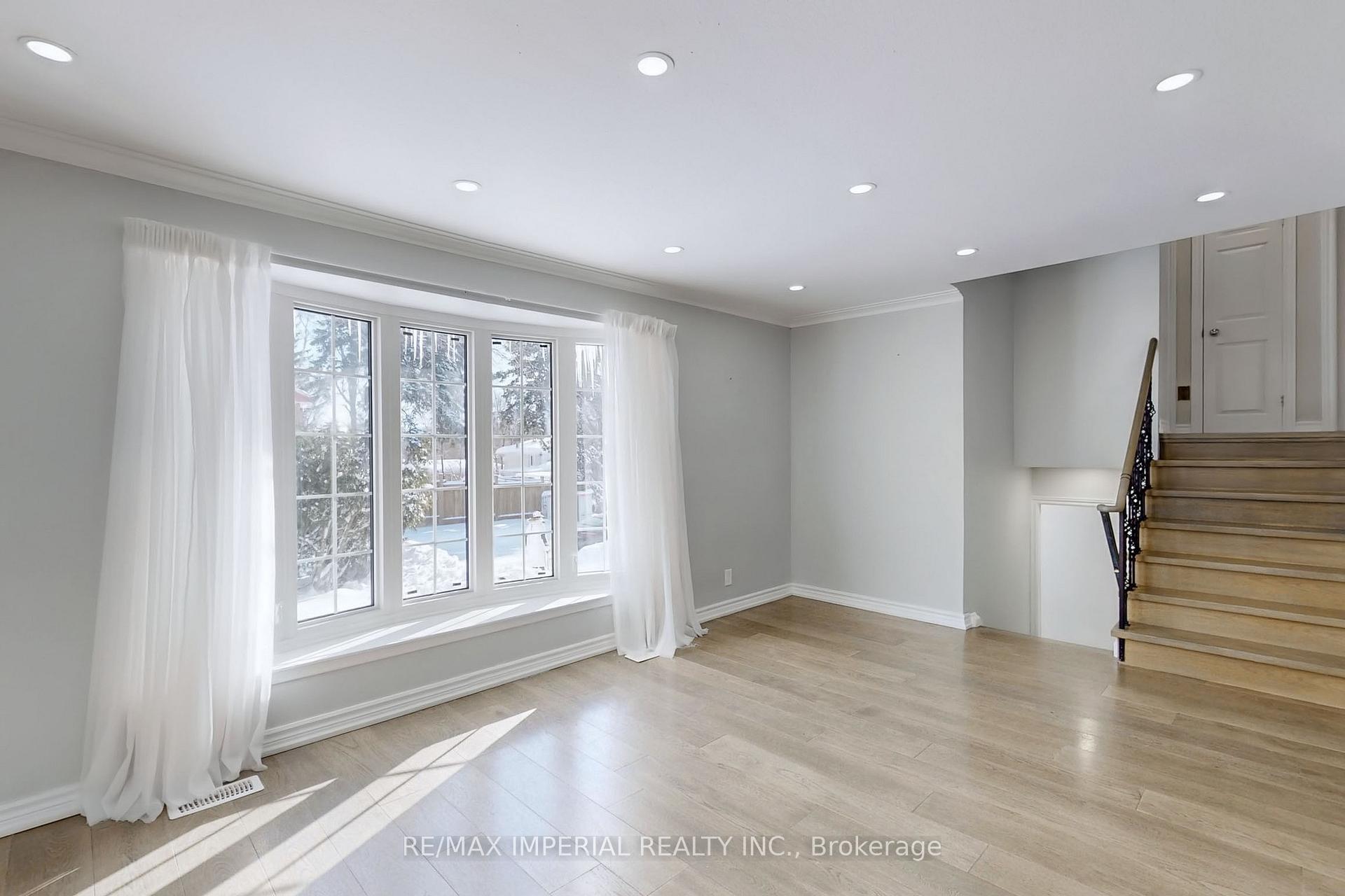 Photo 1 of 12 Sherwood Forest Drive, Markham, Bullock — HOMEH