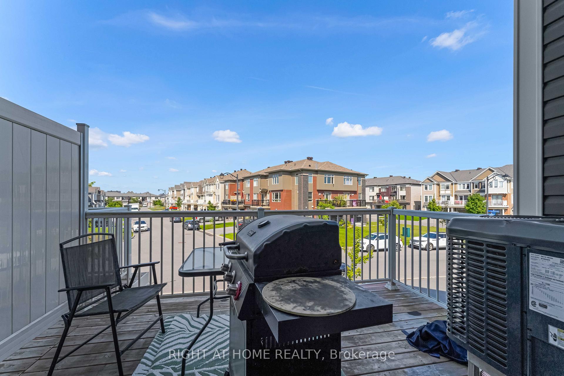Photo 20 of 74 Feathertop Lane, Ottawa, Kanata - Emerald Meadows/Trailwest — HOMEH
